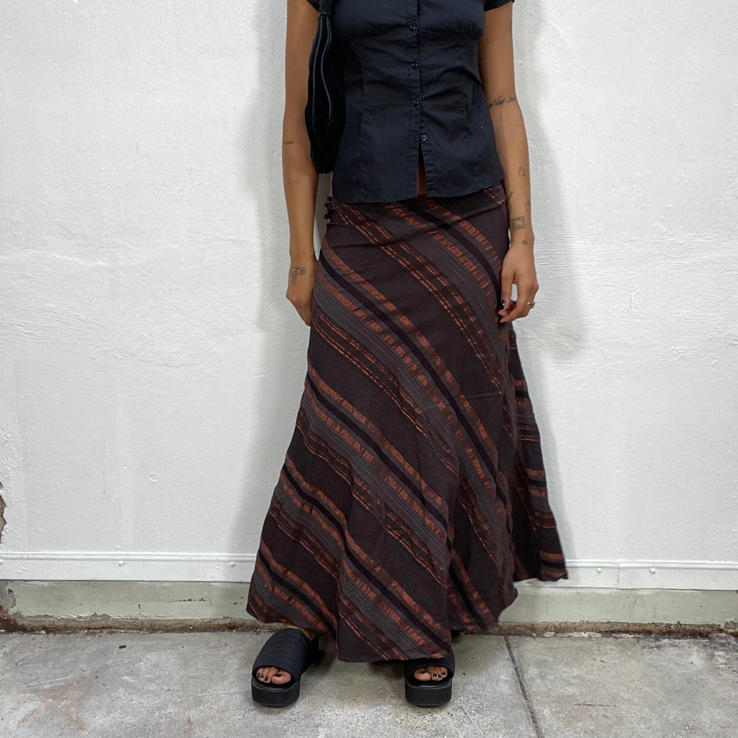 Vintage 2000's Indie Brown Maxi Skirt with Diagonal Bronze Striped Print (S)