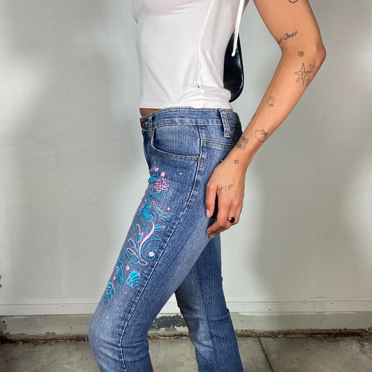 Vintage 2000's Downtown Girl Low Waist 3/4 Jeans with Pink and Blue Floral Embroidery (XS/S)