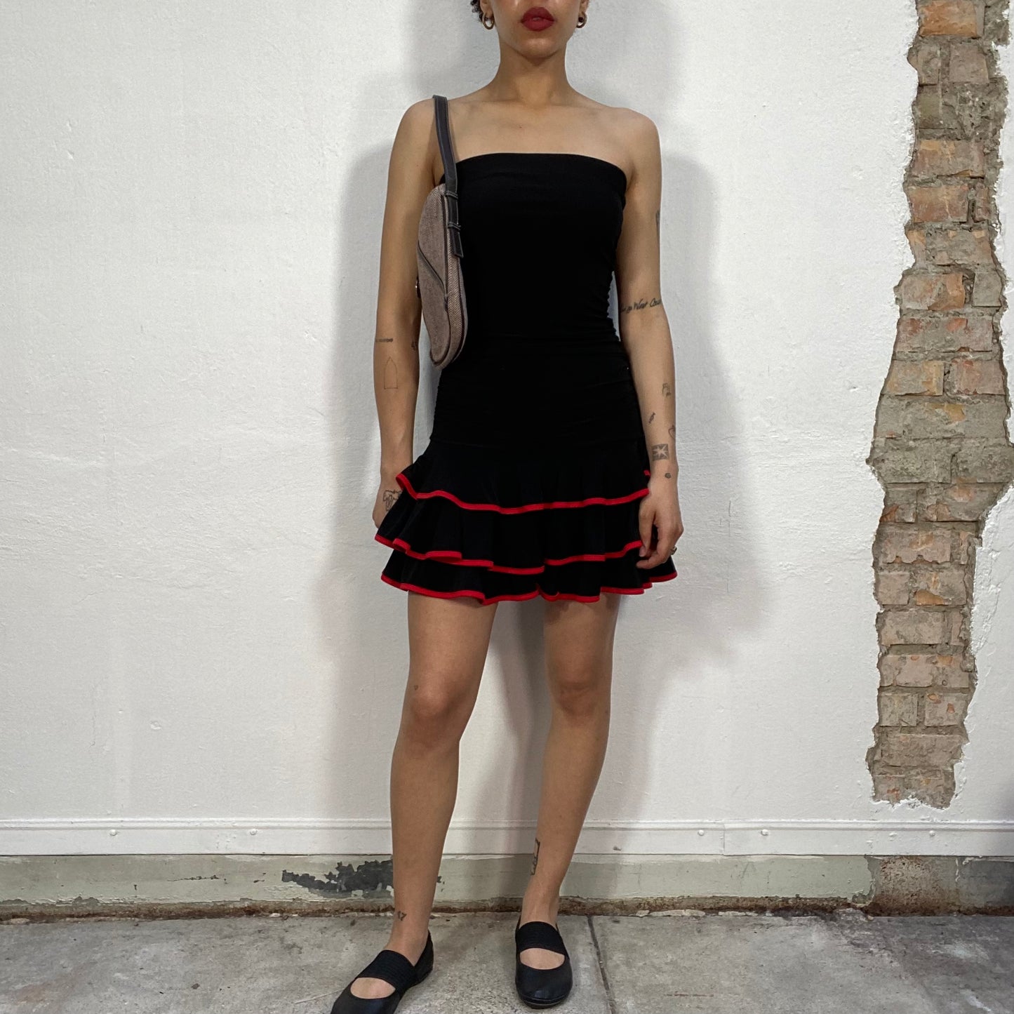 Vintage 2000's Punky Black Strapless Dress with Layered Bottom and Red Trim (S)