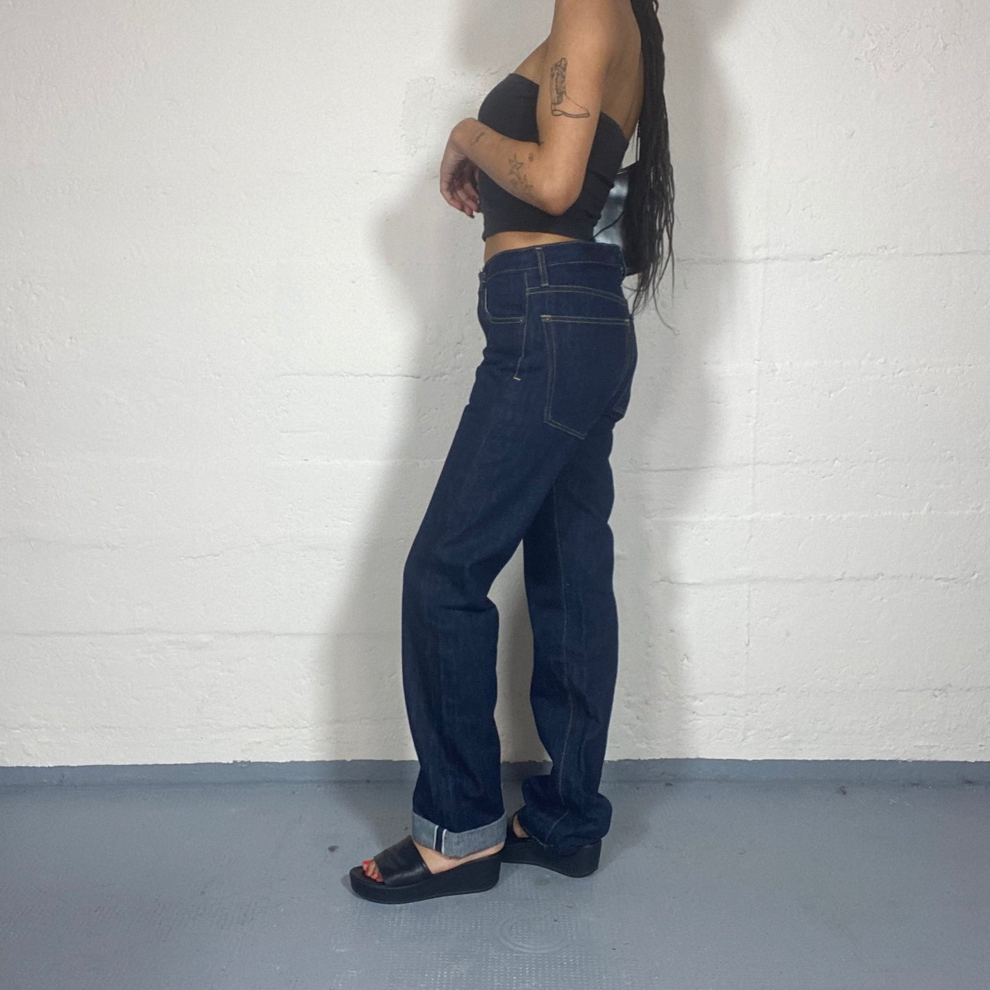 Vintage 2000's Archive Dark Wash Denim with Straight Leg Fit Pants (S)