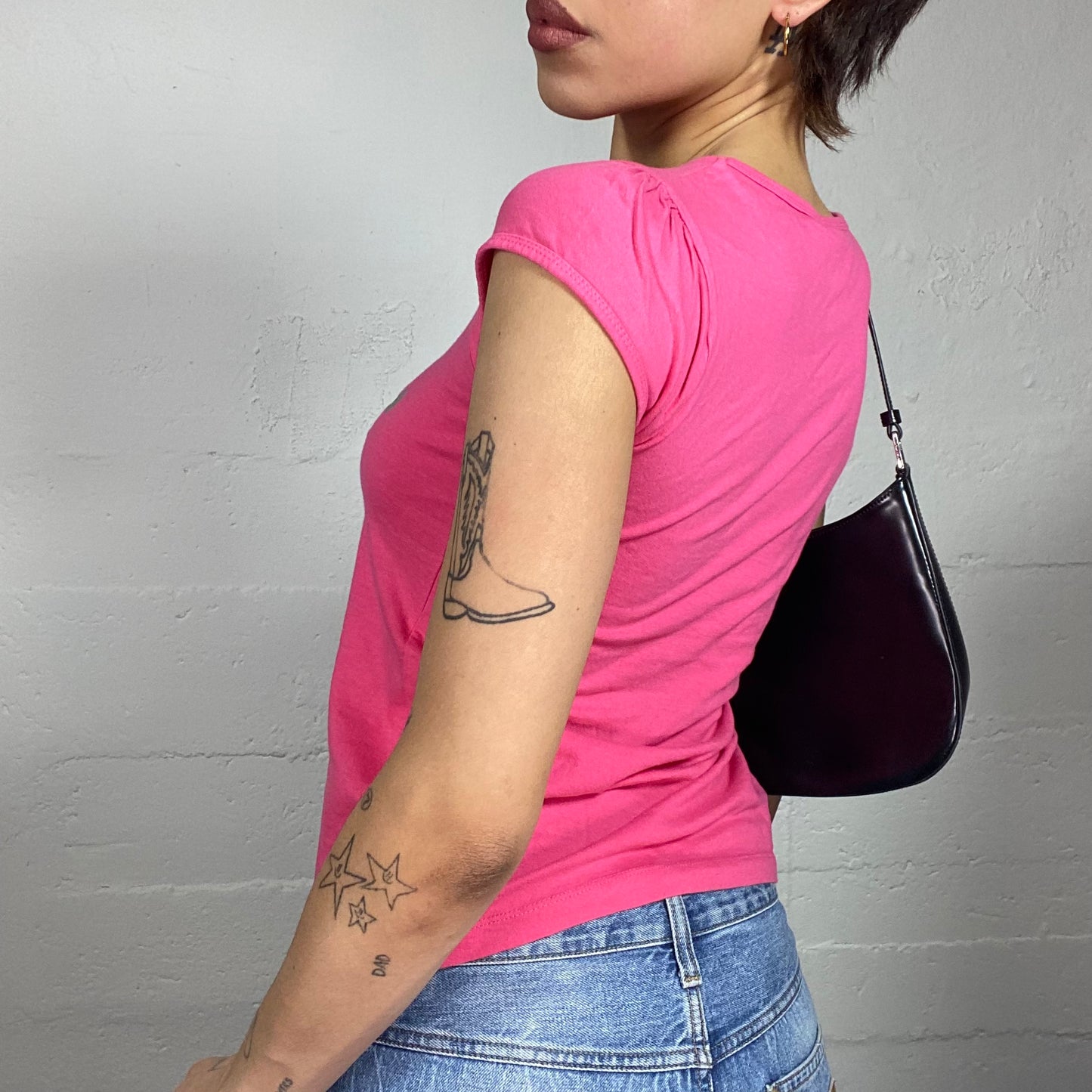 Vintage 2000's Hello Kitty Pink Top with "Love, Hello Kitty" and Cartoon Print (S/M)