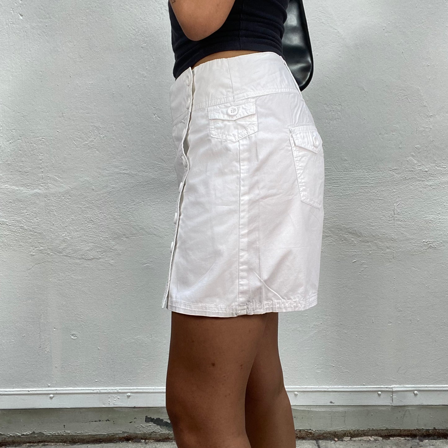 Vintage 2000's Summer White Mini Skirt Shorts with Button Details (S)