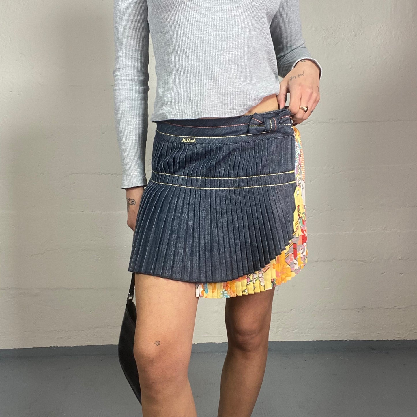 Vintage 2000's Killah Downtown Girl Denim Tableau Mini Skirt with Floral Patched Part Detail (M)