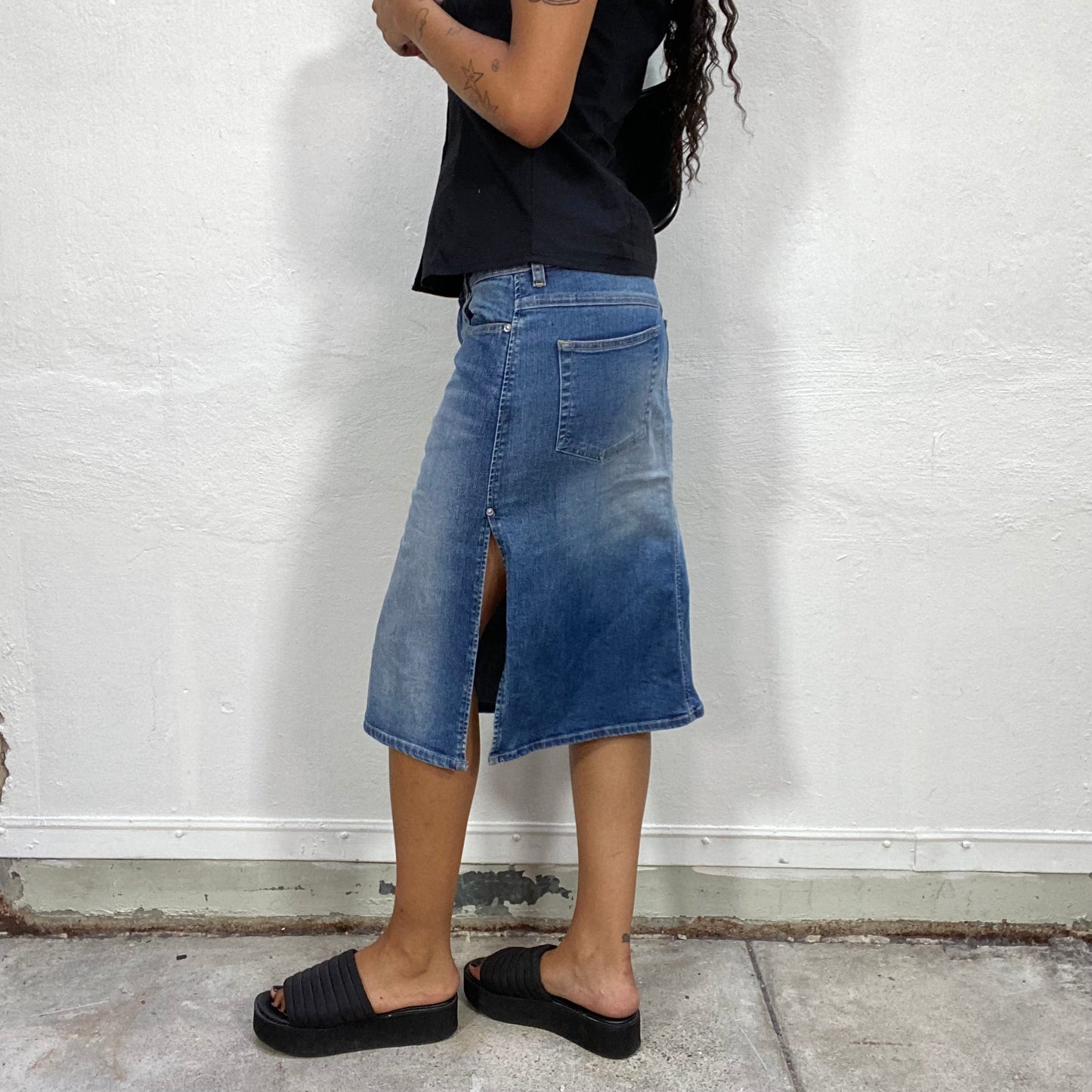 Vintage 90's Diesel Downtown Girl Denim Midi Skirt with Lateral Slits Detail (M)