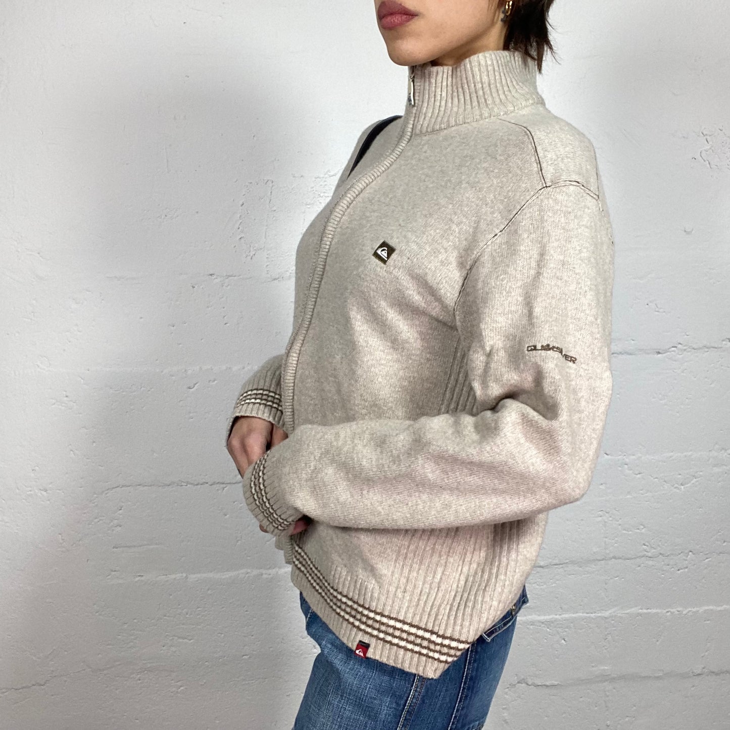 Vintage 2000's Quicksilver Sporty Beige Zip Up Knitted Sweater (L)
