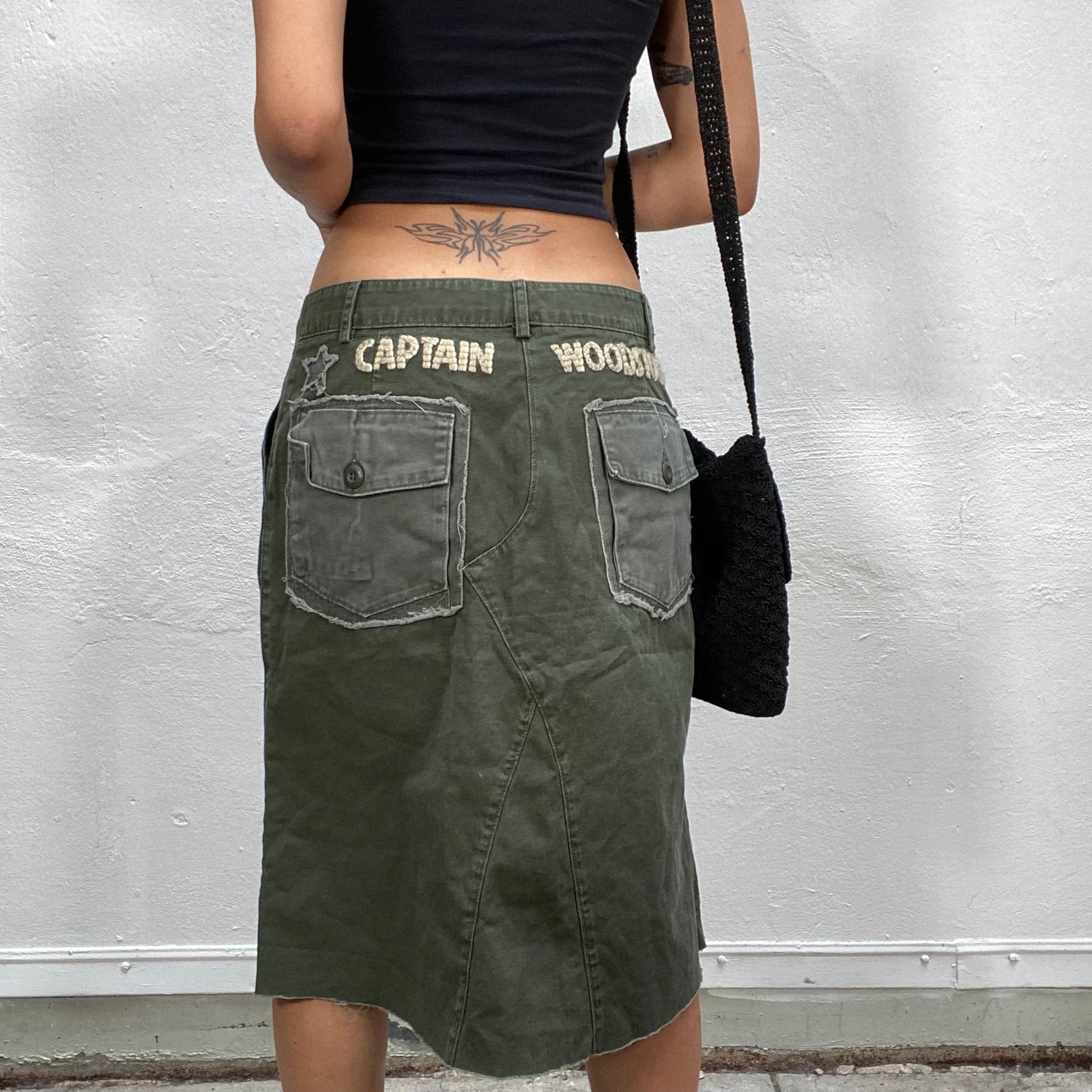 Vintage 2000's Streetstyle Khaki Denim Midi Skirt with Raw Hem Details (M)