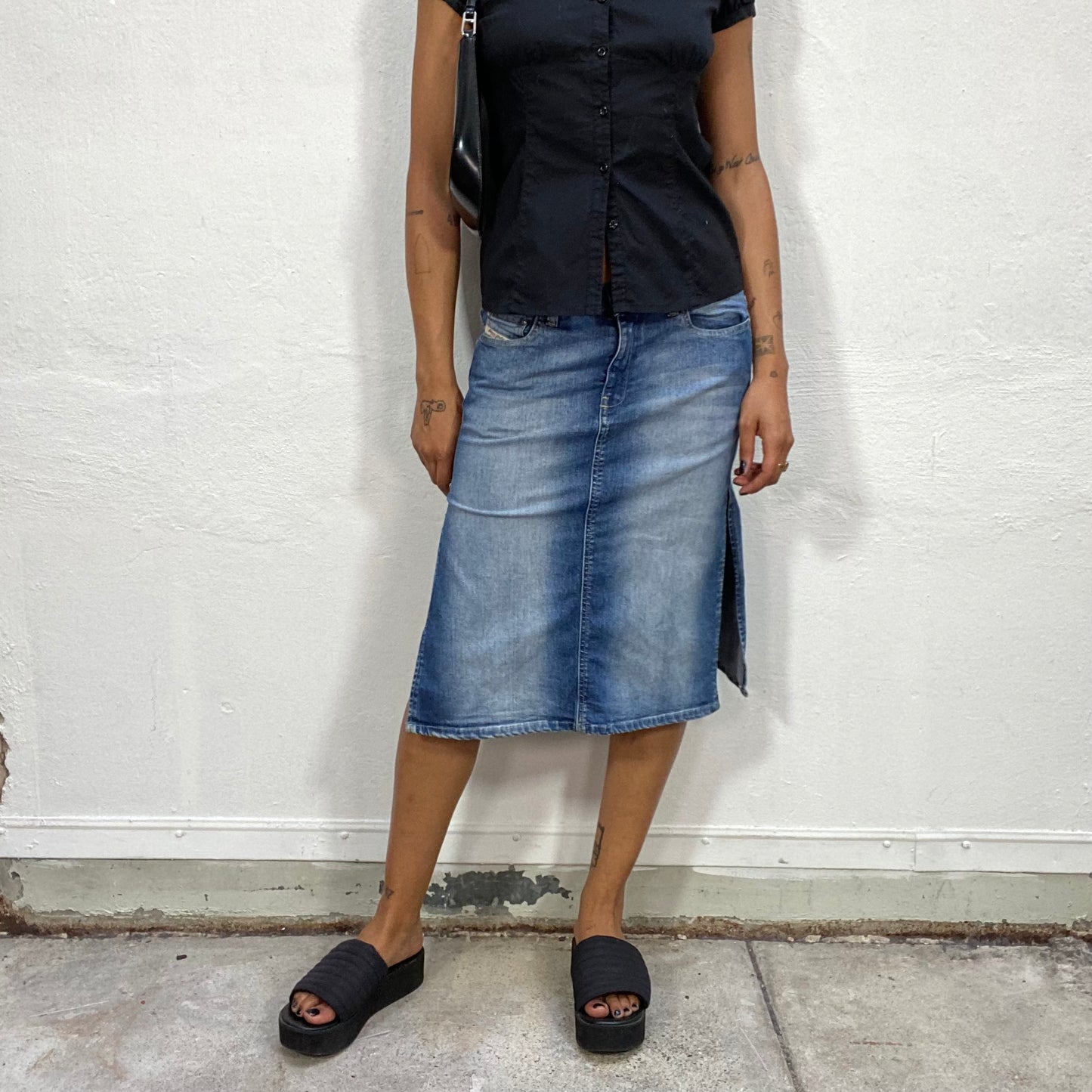 Vintage 90's Diesel Downtown Girl Denim Midi Skirt with Lateral Slits Detail (M)