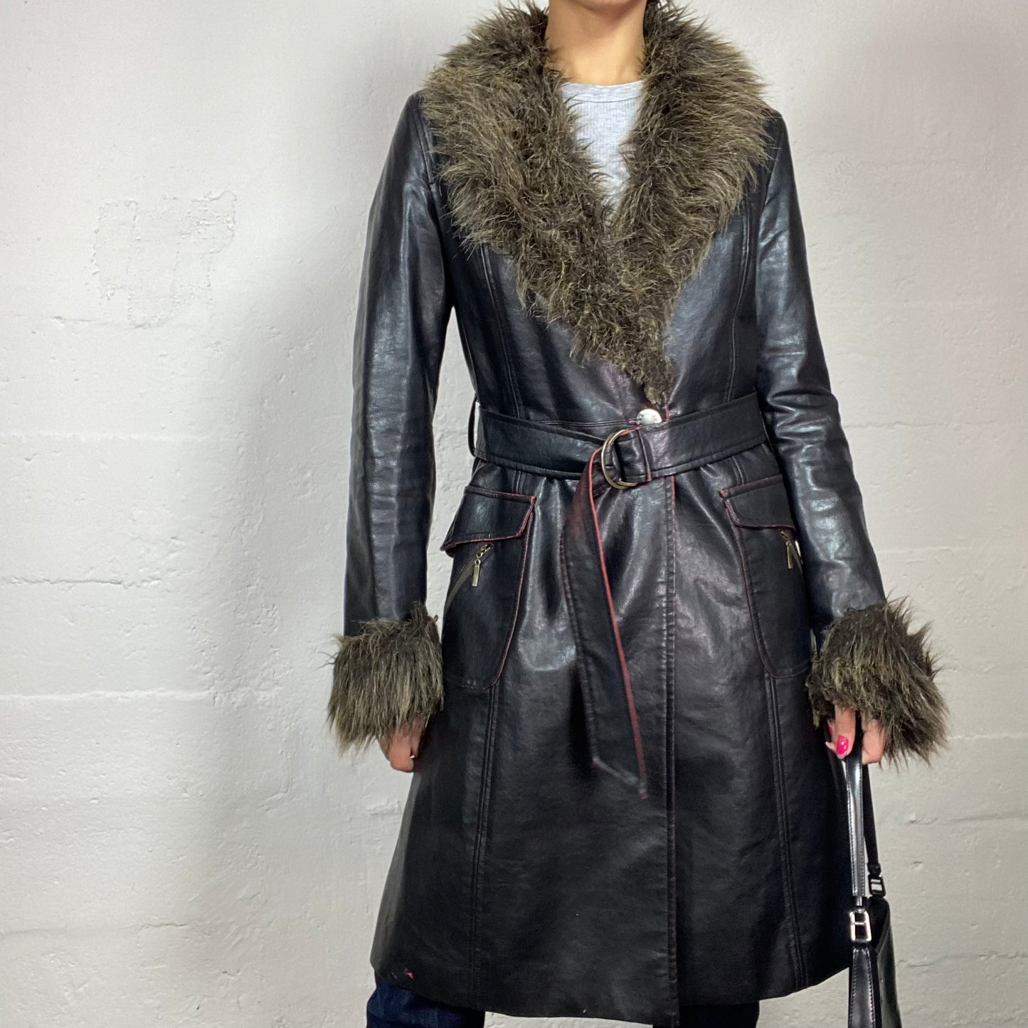 Vintage 2000's Bratz Black and Garnet Finished Faux Leather Long Coat with Khaki Furry Collar Detail (S)