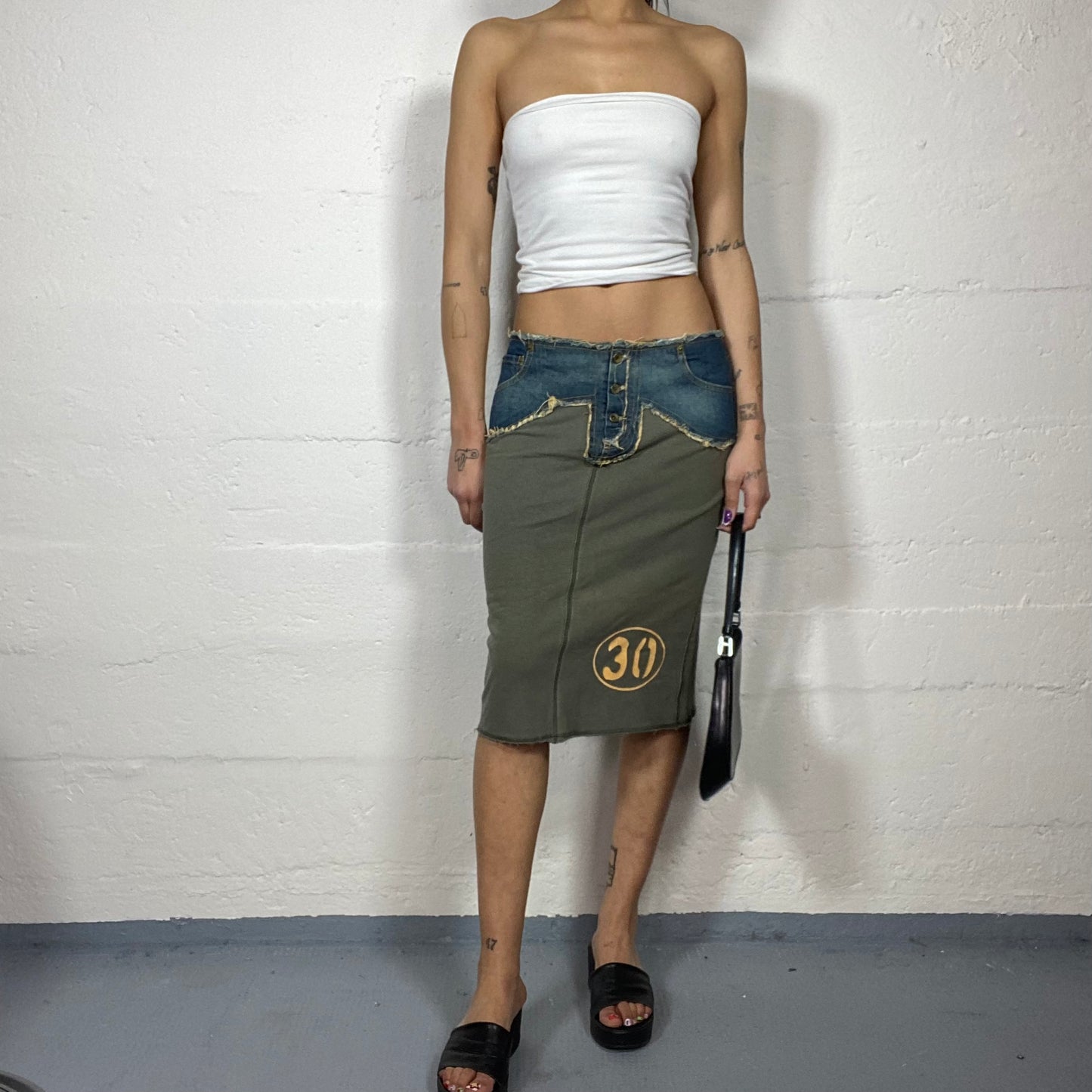 Vintage 2000's Rave Khaki Midi Skirt with Denim Waist-band Detail (S/M)