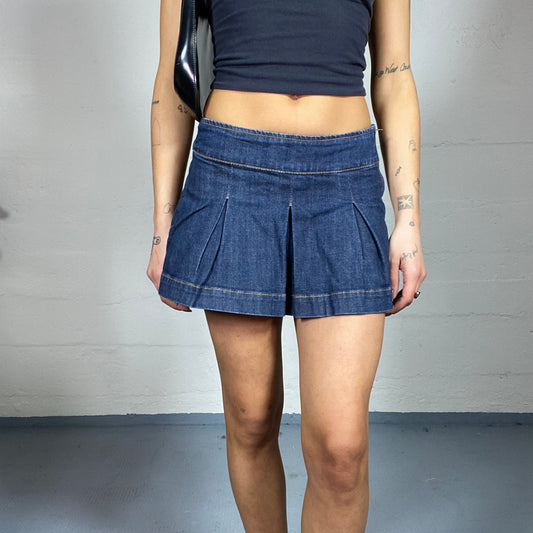 Vintage 2000's Downtown Girl Dark Denim Mini Pleaded Skirt (S)