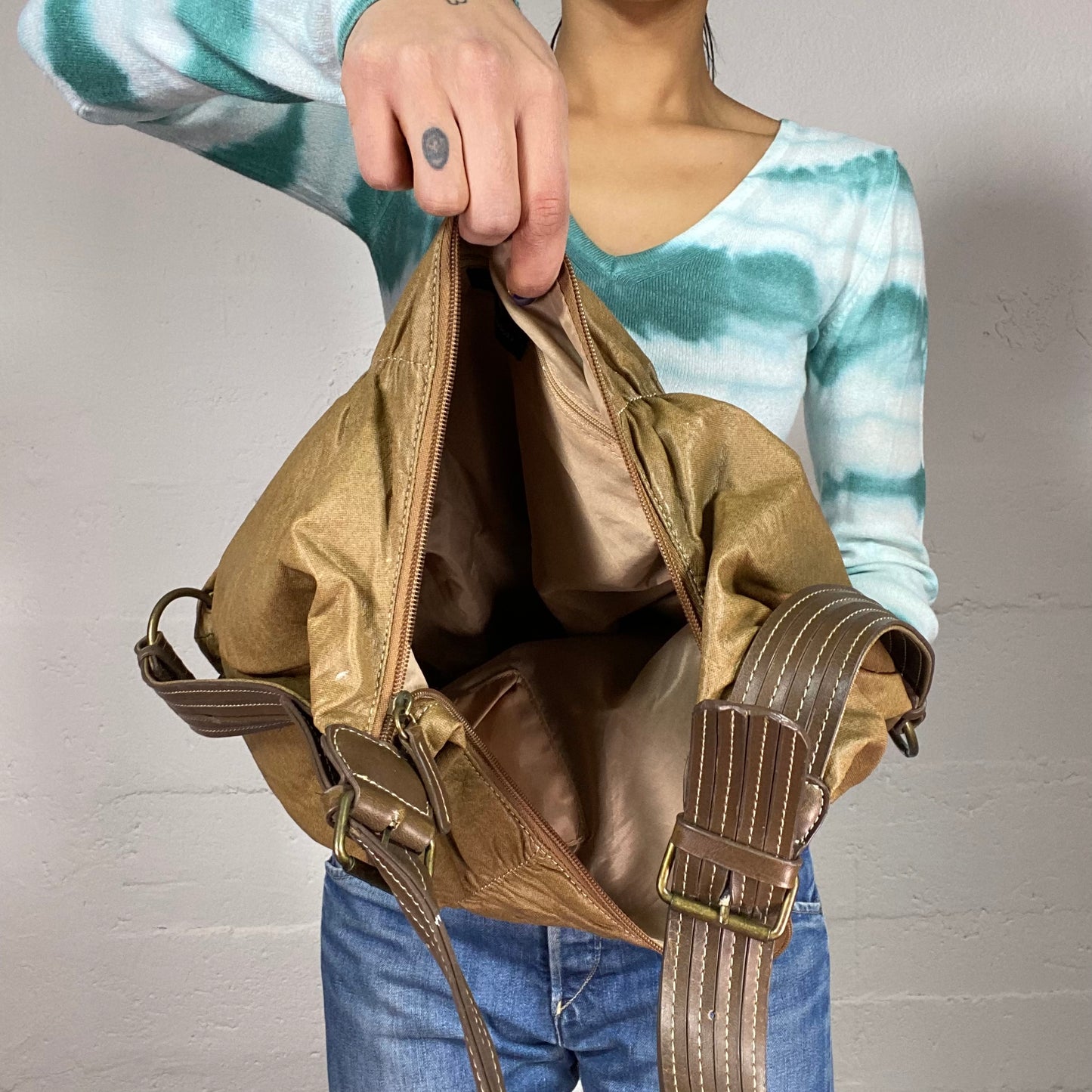 Vintage 2000's Grunge Brown Maxi Slouchy Shoulder Bag with Ruched Detail