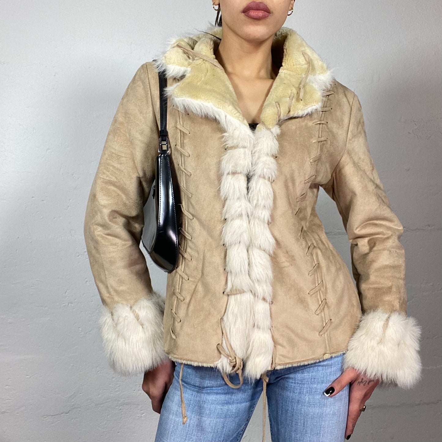 Vintage 2000's Bratz Brown Short Coat with White Faux Fur Trims (S)