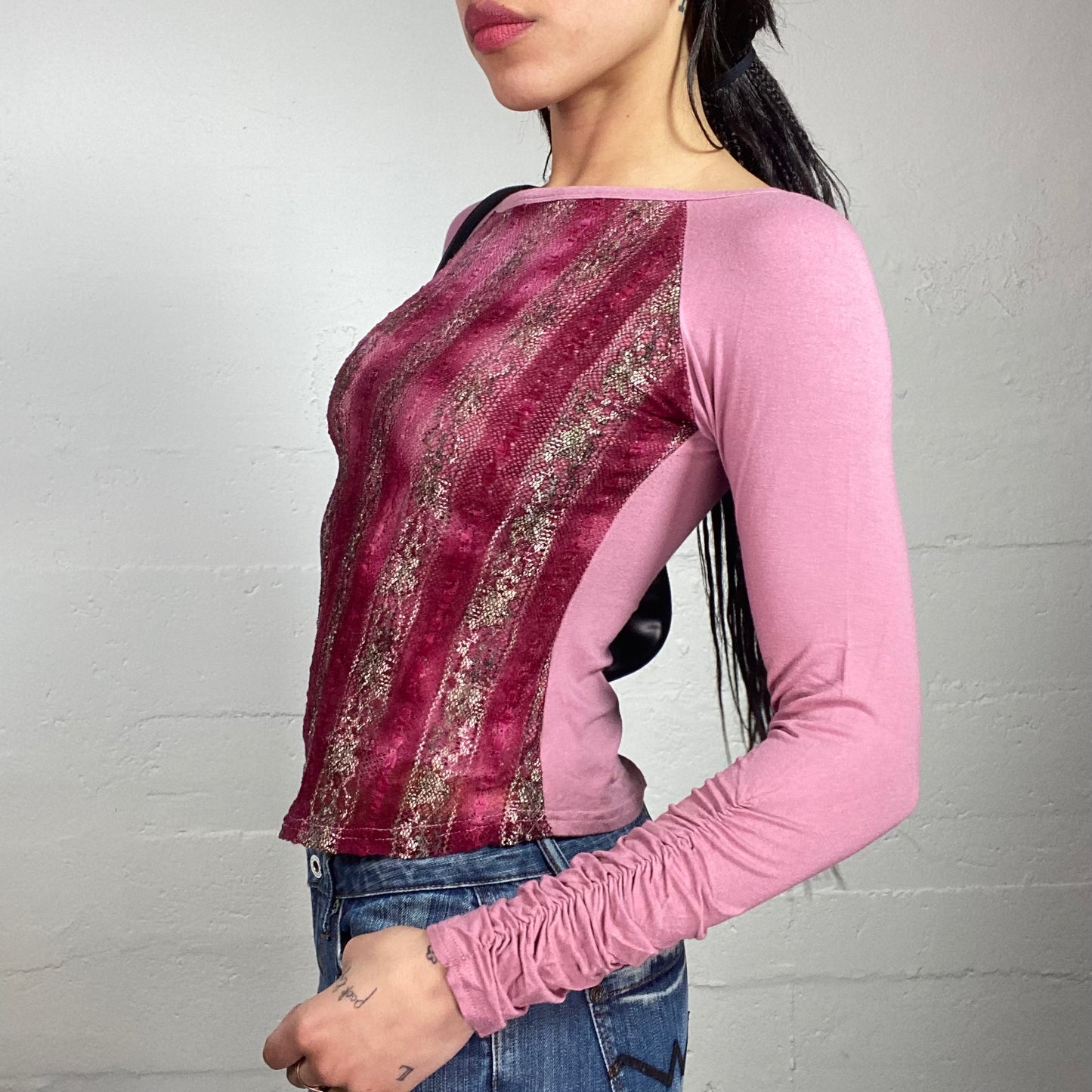 Vintage 2000's Romantic Girl Fuchsia Longsleeve Top with Lace Floral Trims Covering (S)