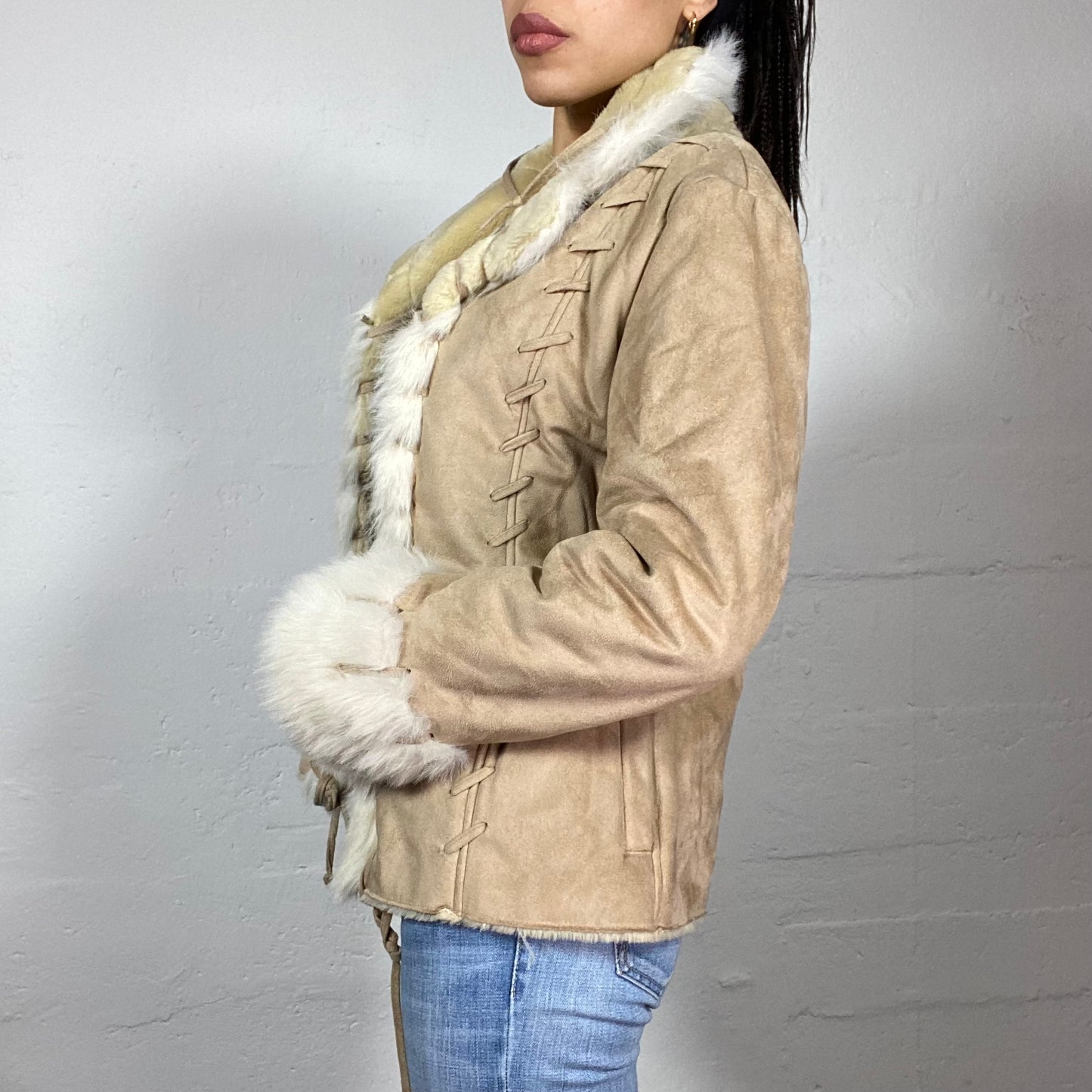 Vintage 2000's Bratz Brown Short Coat with White Faux Fur Trims (S)