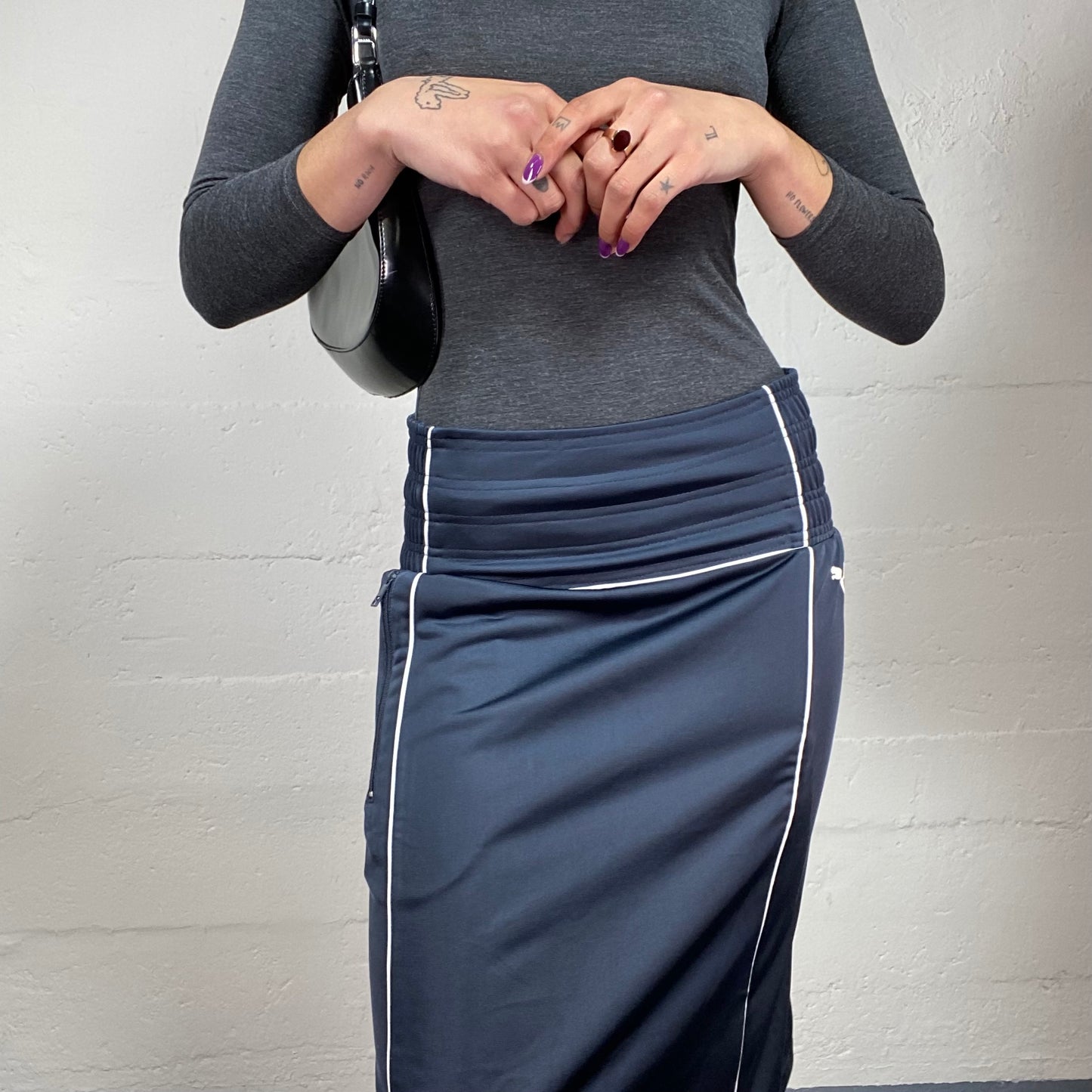 Vintage 90's Puma Sporty Navy Blue Midi Skirt with White Brand Logo Detail (S)