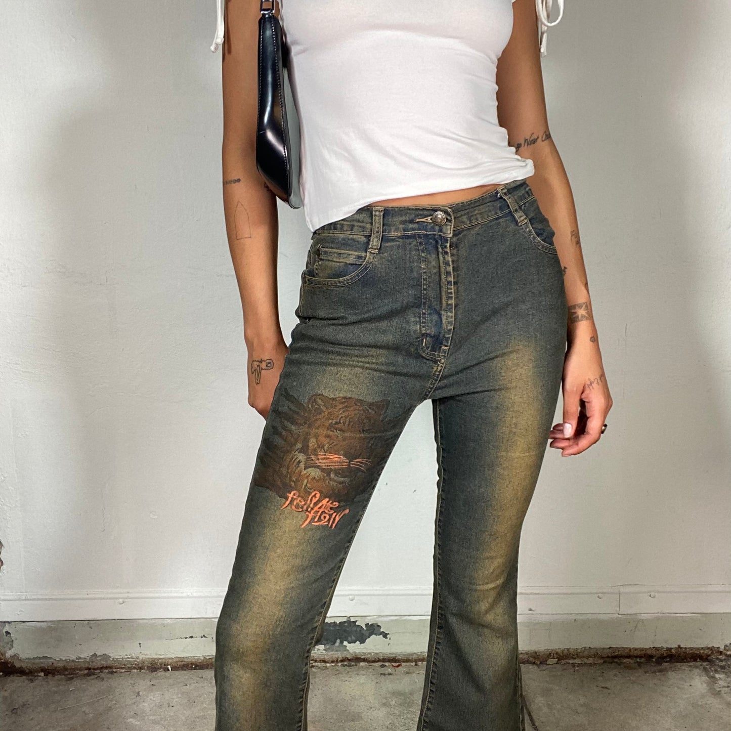 Vintage 90s Beige Washed-Out Flared Jeans with Tiger Print Design (XS)