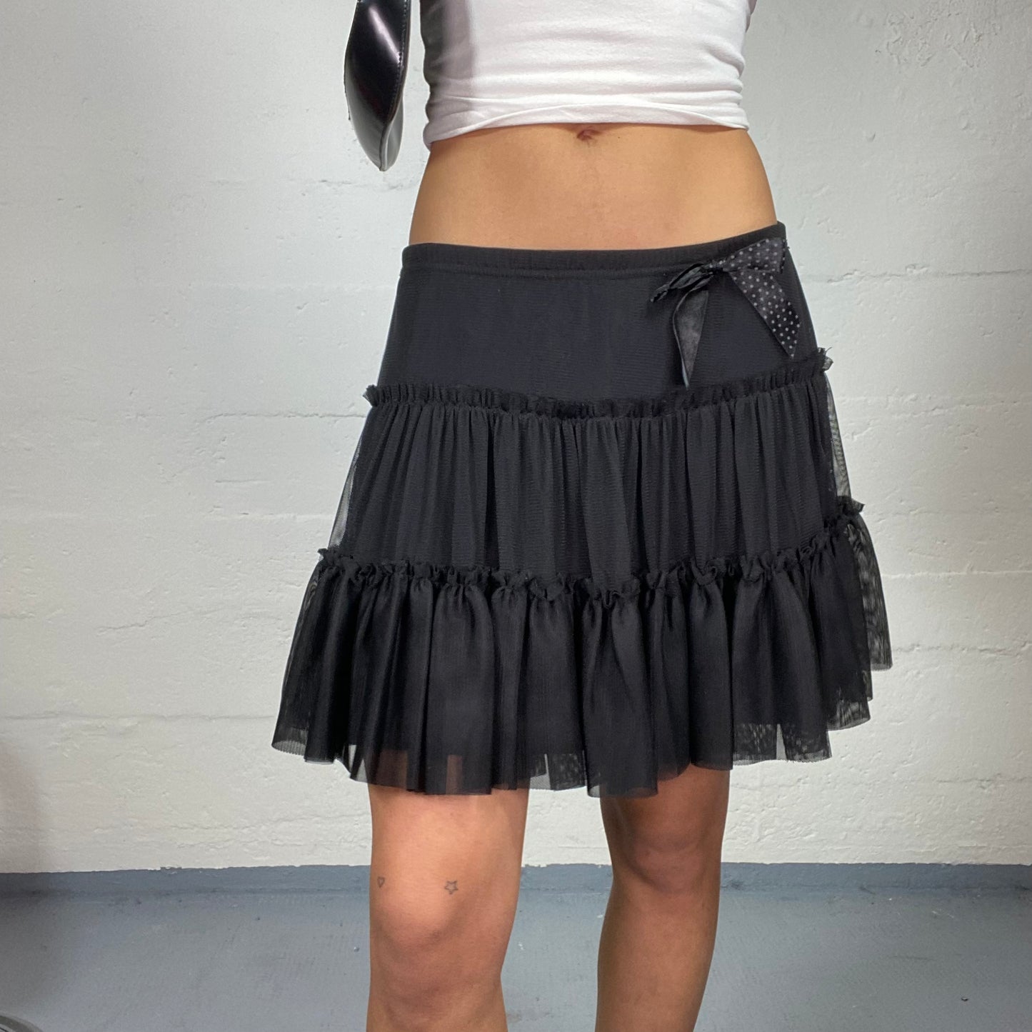 Vintage 2000's Sleaze Black Volant Mini Skirt with Side Ribbon Detaail (S/M)