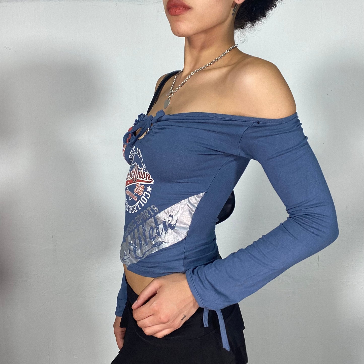 Vintage 90's Streetstyle Blue Off Shoulder Top with College Print (S)