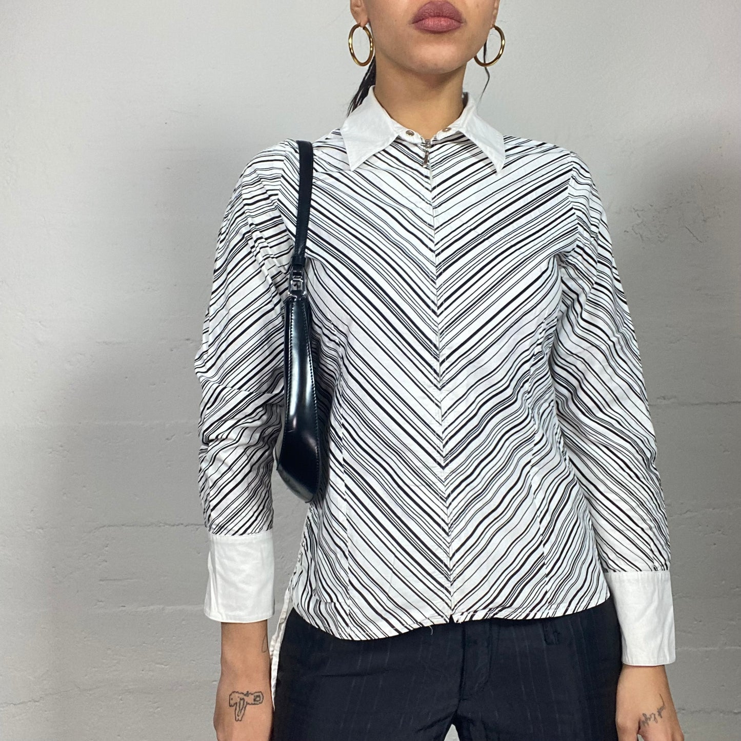 Vintage 2000's Office Girl White Zip Up Shirt with Black Stripes Print (M)