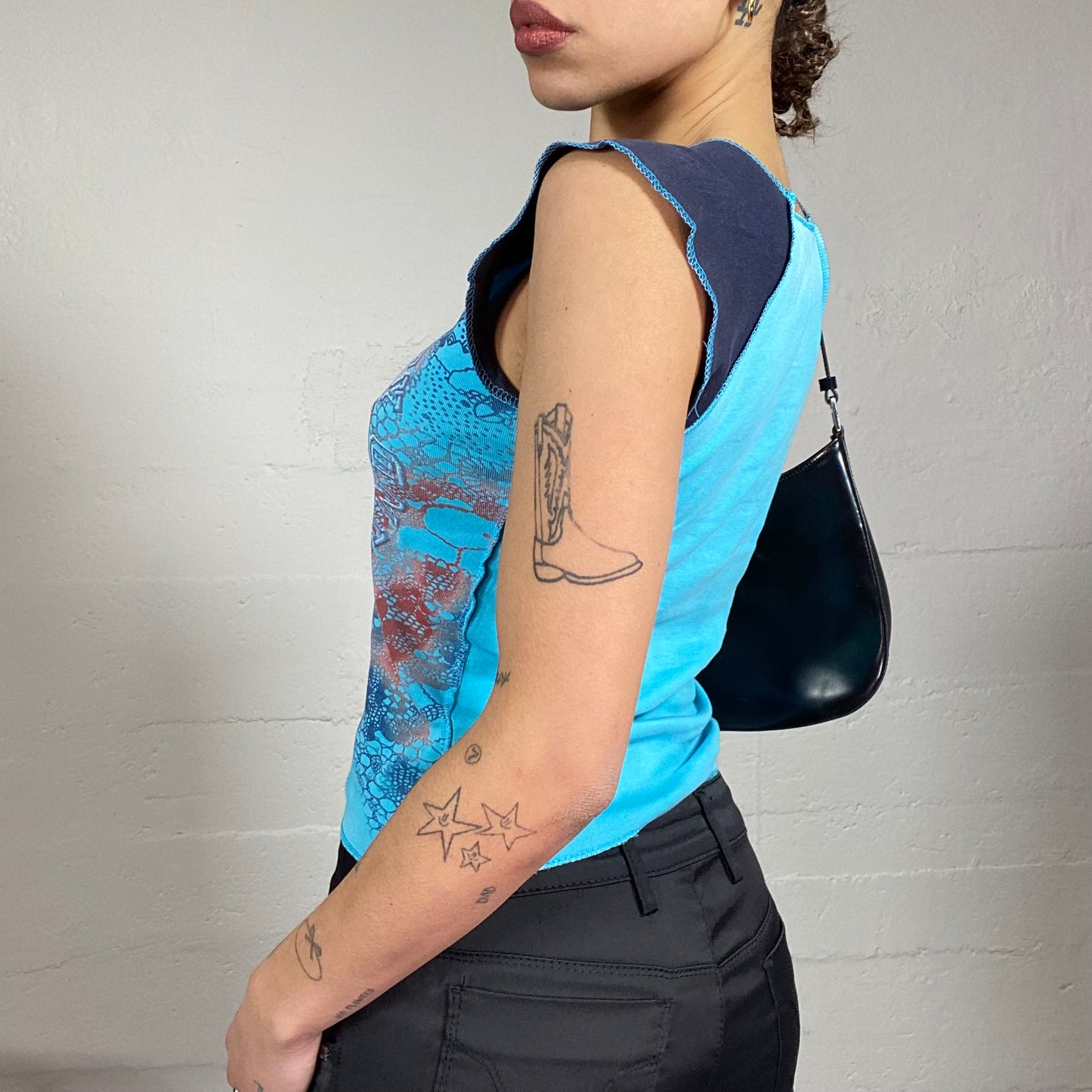 Vintage 2000's College Girl Blue Top with "University Campus" Print (S/M)