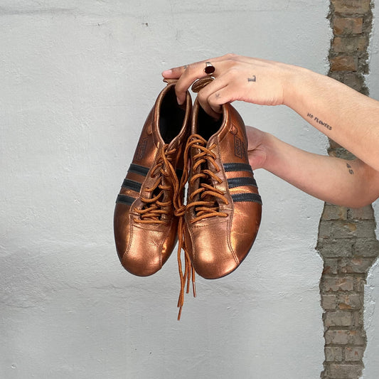 Vintage 2000's Adidas Santos Bronze Sneakers with Black Details (38 1/3)