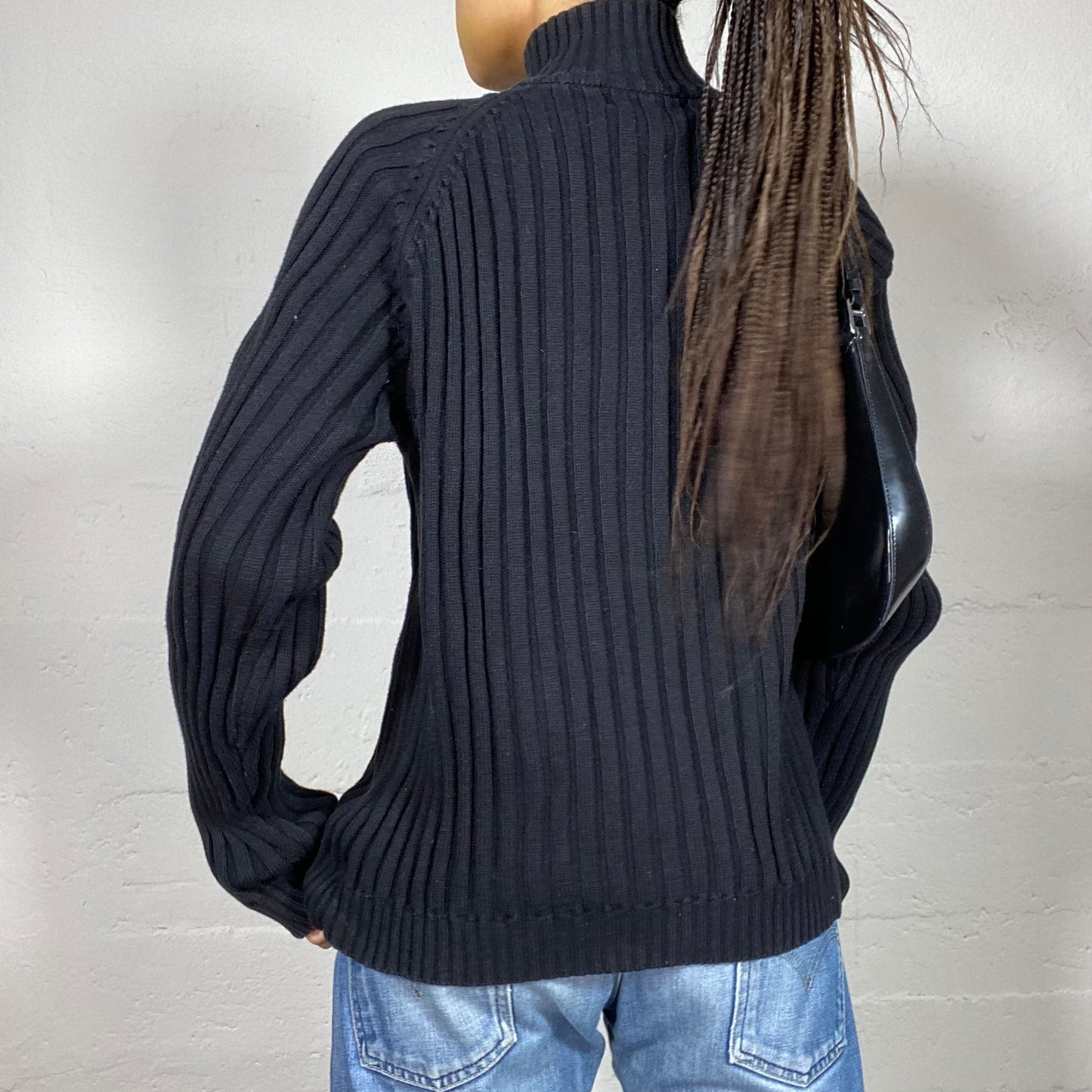 Vintage 2000's Sporty Black Crossed Zip Up Sweater with Ribbed Knit Material S/(M)