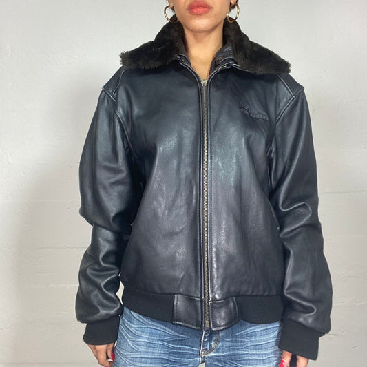 Vintage 2000's Downtown Girl Black Short Leather Biker Jacket with Fur Collar Detail (XL)