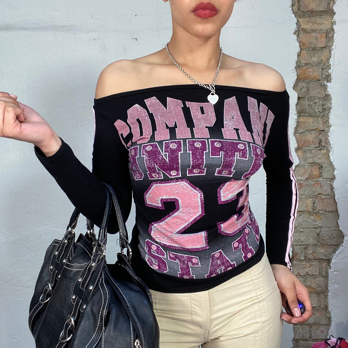 Vintage 2000's Grunge Black Off Shoulder Longsleeve with Pink Writing Print (S)