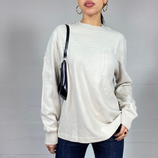 Vintage 2000's Classic White Oversized Pullover with Pocket Detail (L)