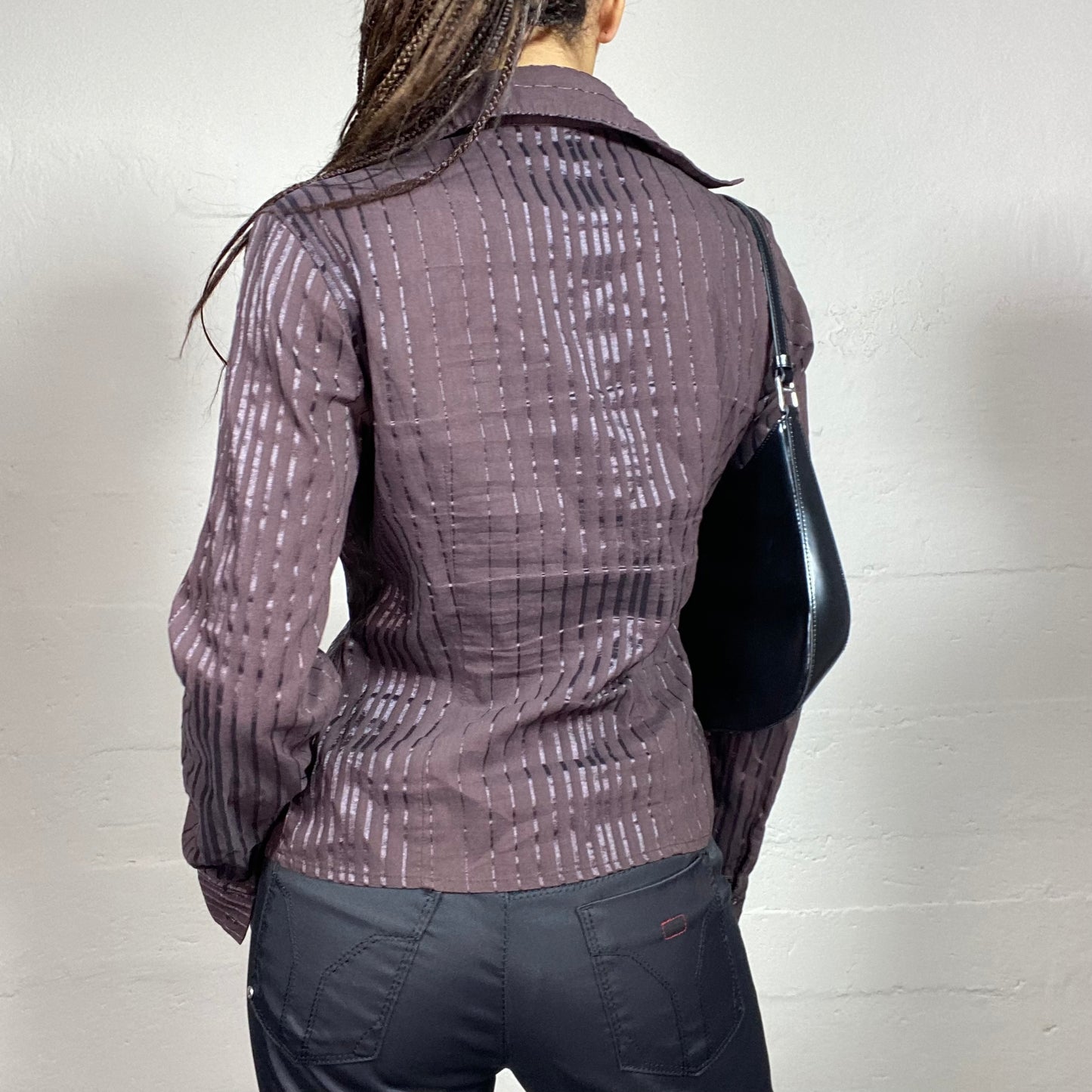 Vintage 2000's Model Off Duty Brown Button Up Shirt with Satined Pinstripes (S)