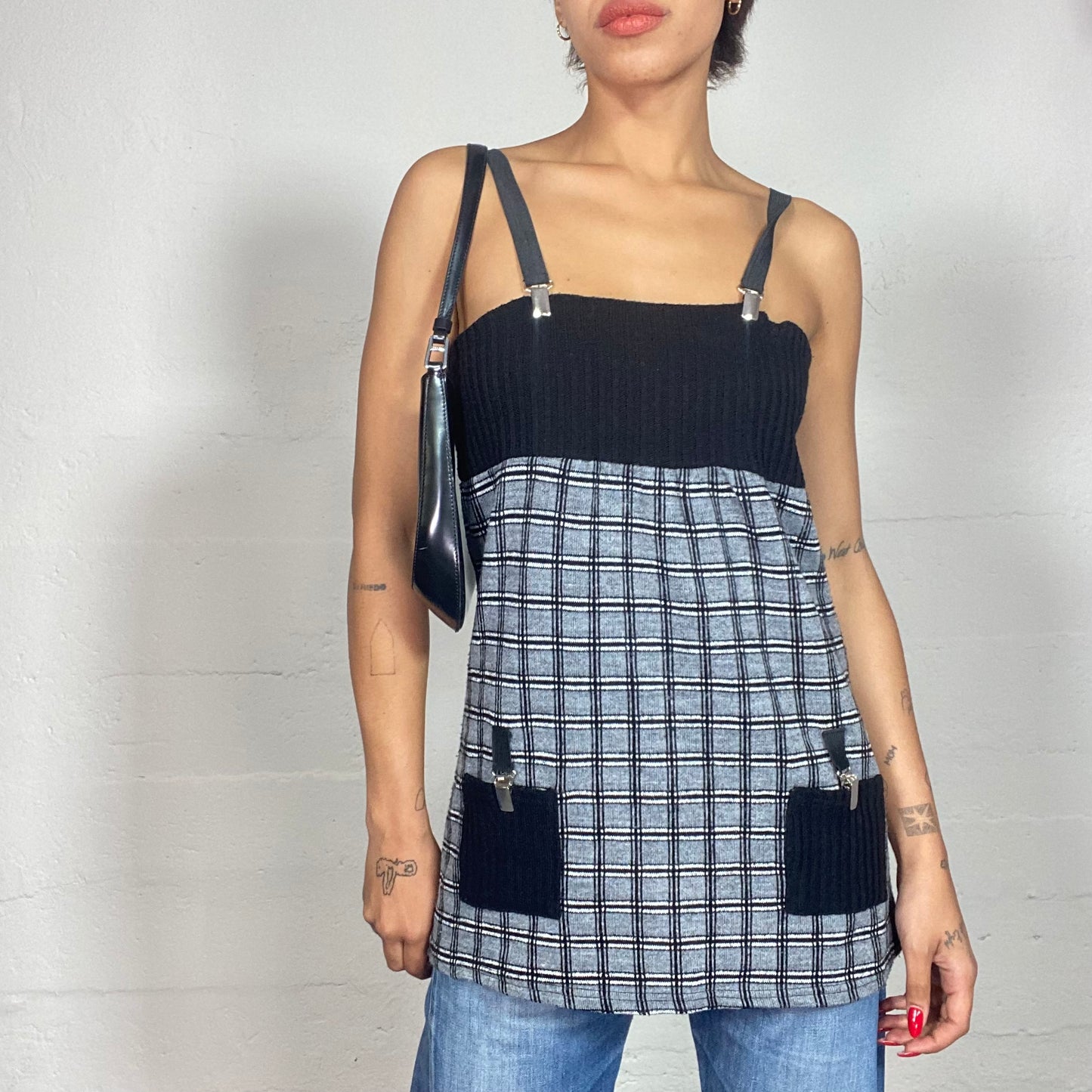 Vintage 2000's Skater Grey Long Top with Checkered Print and Clothespin Detail (S)