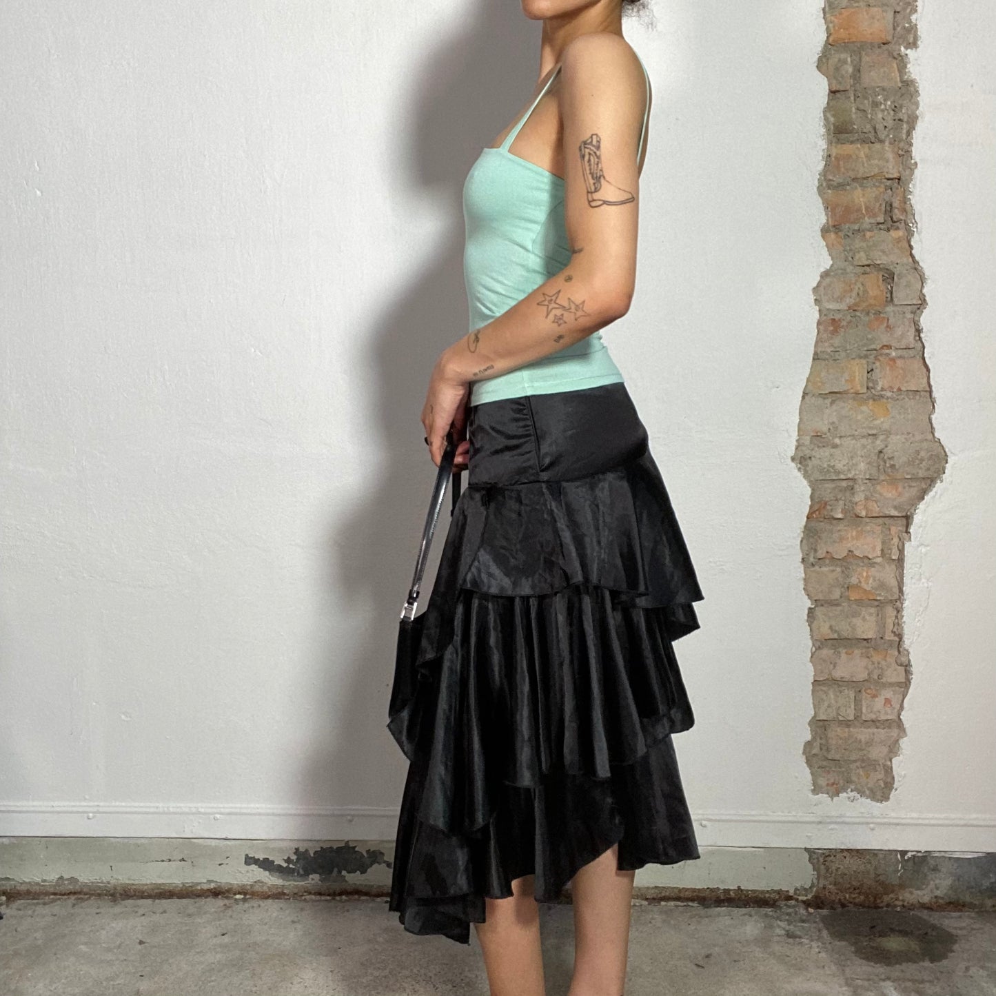 Vintage 2000's Funky Black Satin Layered Midi Skirt (S)