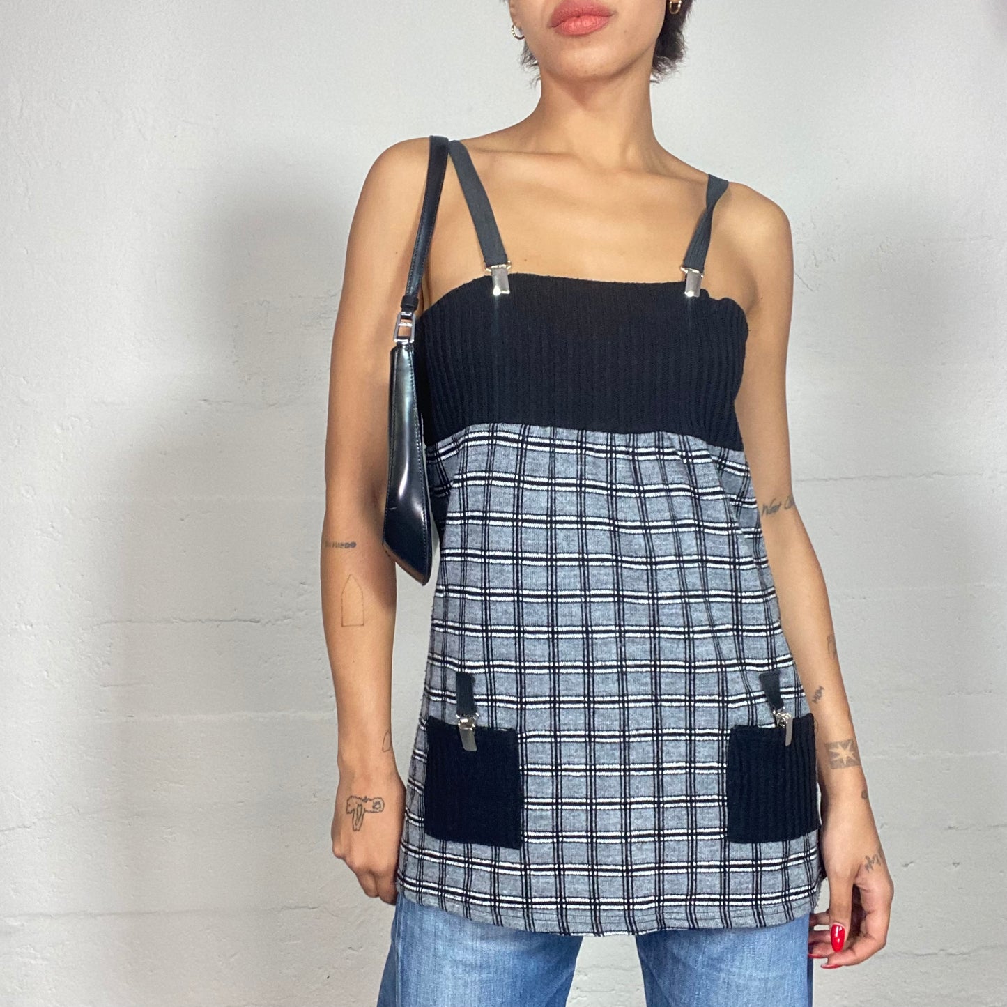 Vintage 2000's Skater Grey Long Top with Checkered Print and Clothespin Detail (S)