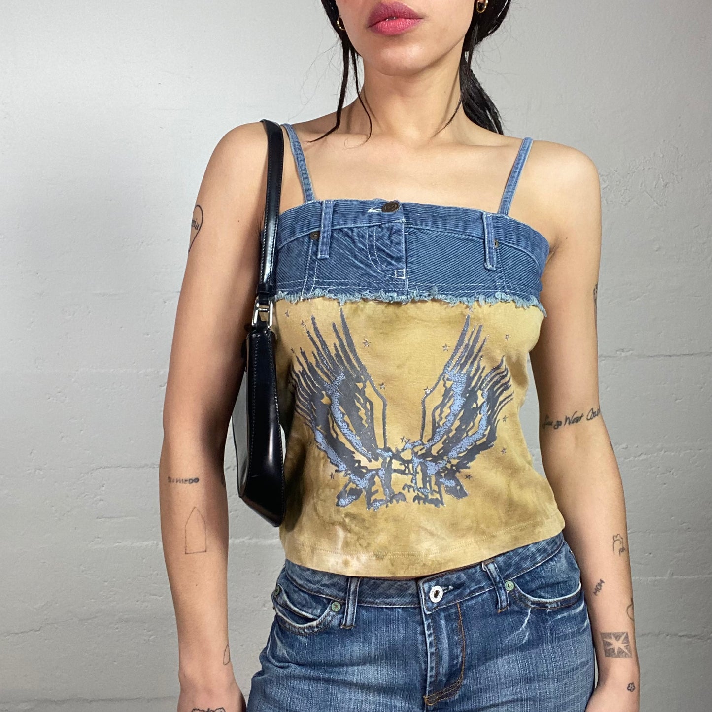 Vintage 90's Pasión de Gavilanes Beige Tie Dye Top with Eagles Print and Denim Trim Detail (S)