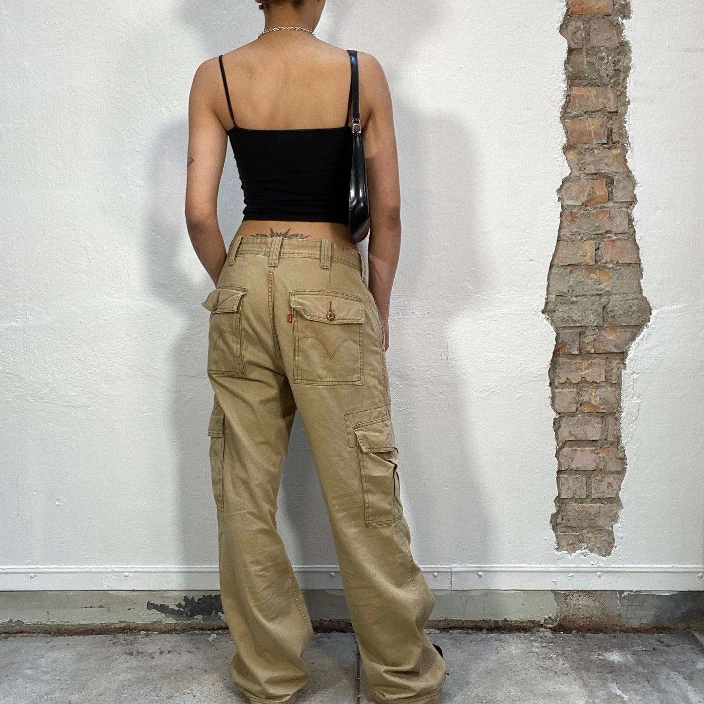 Vintage 90's Levi's Brown Cargo Pants (S/M)