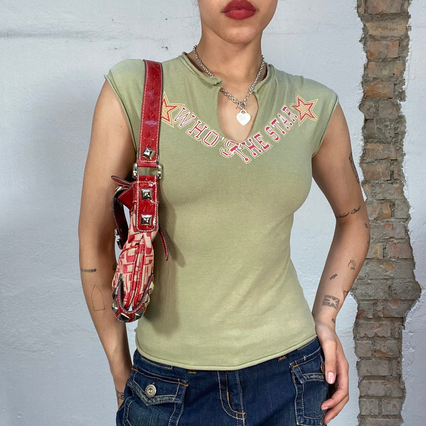 Vintage 90's Streetstyle Khaki Baby Tee with 'Who's the Star' Print (S)