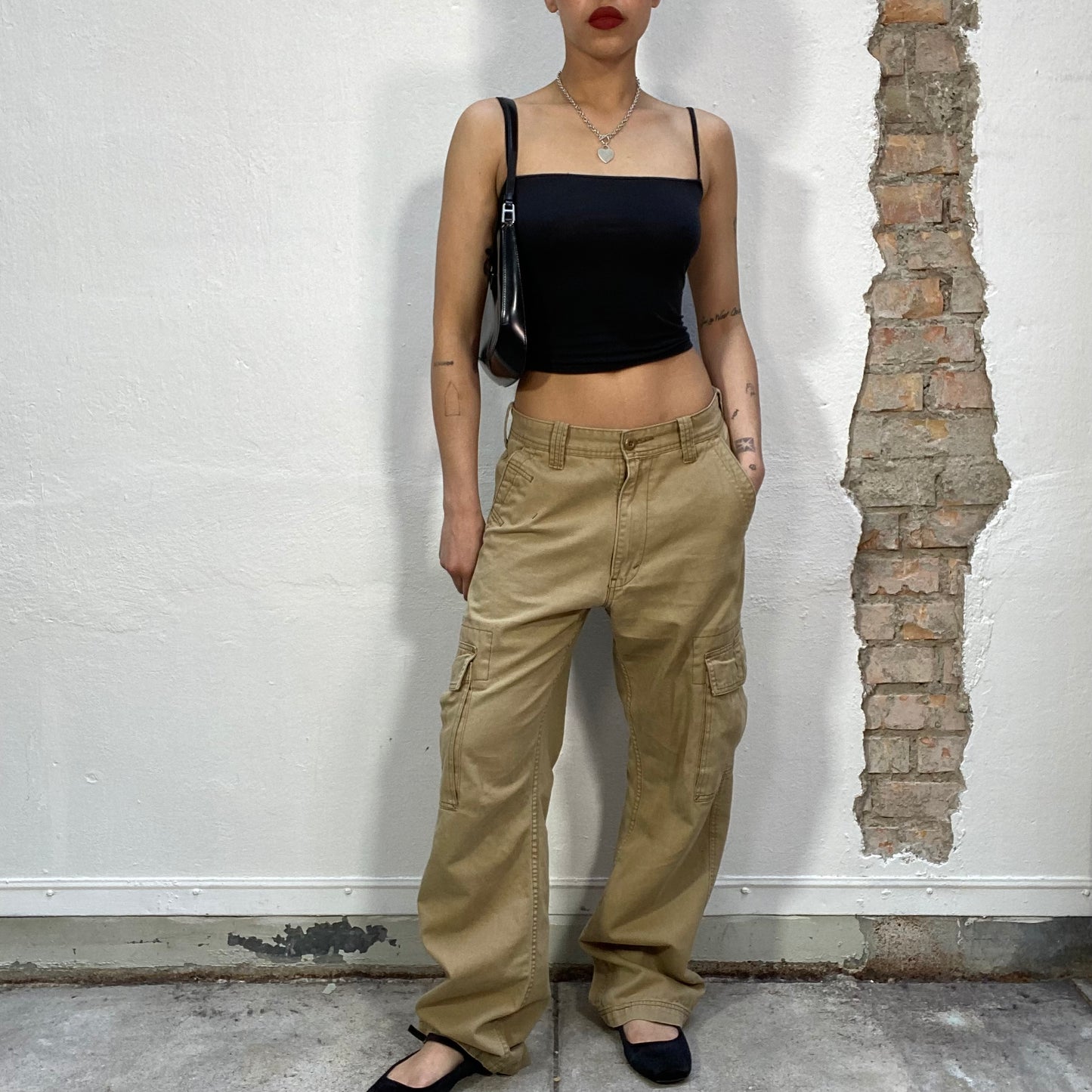 Vintage 90's Levi's Brown Cargo Pants (S/M)