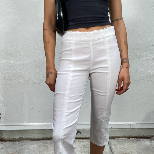 Vintage 2000's Coquette White Capri Pants with Lace Trim (S)