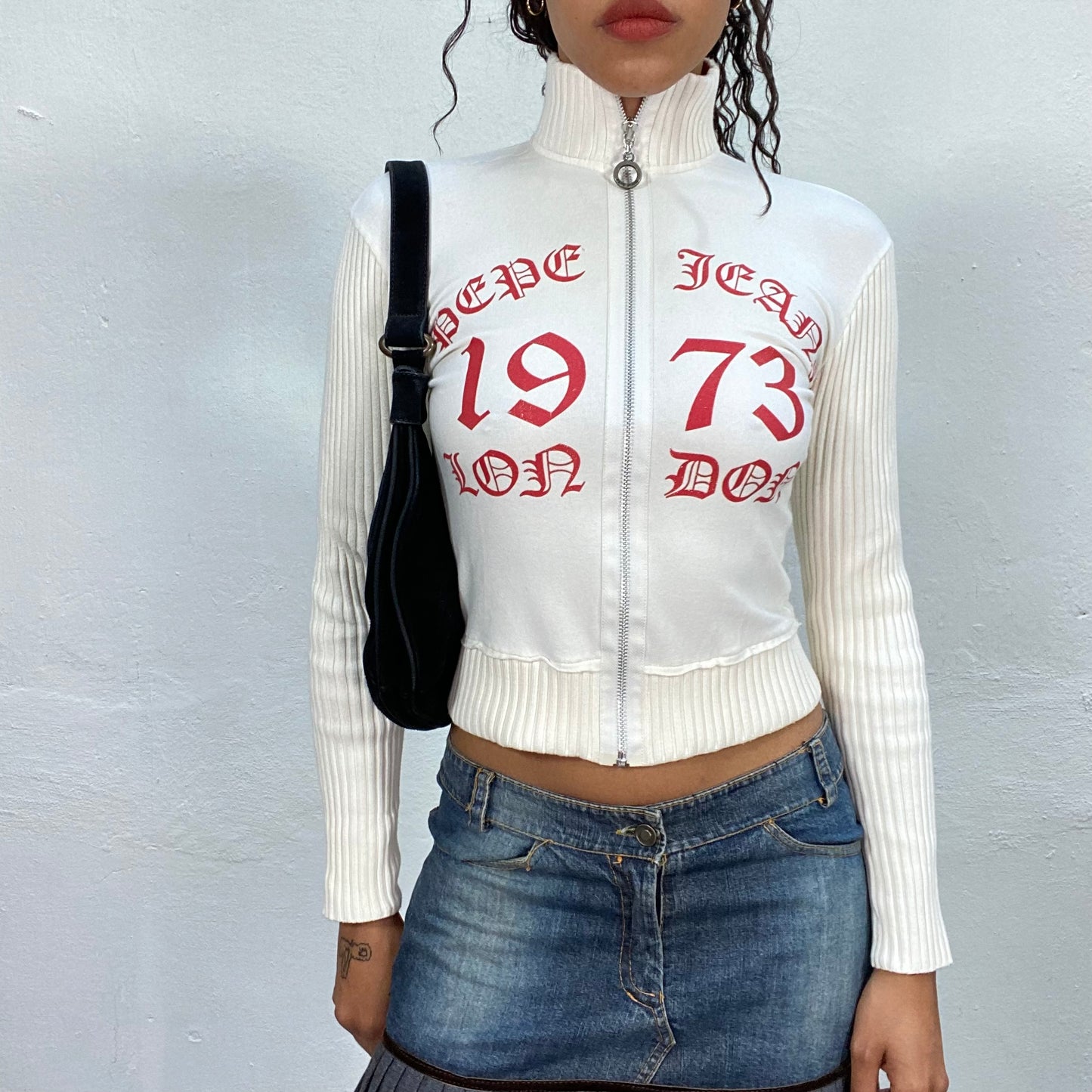 Vintage 2000's Pepe Jeans White Zip Up Sweater with Red Gothic Typography (XS/S)