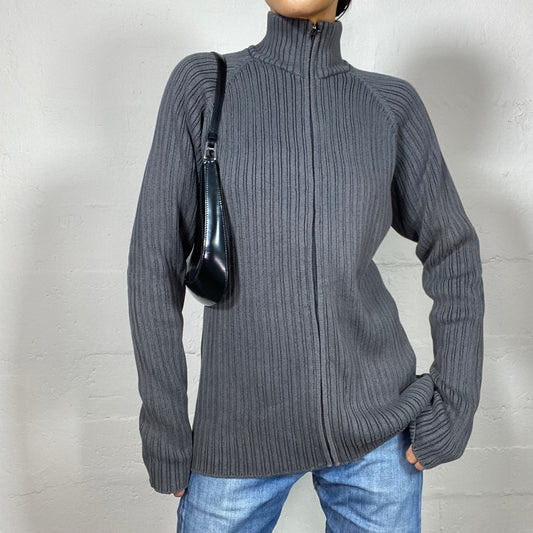 Vintage 2000's Sporty Grey Zip Up Sweater with Ribbed Knit Material (S/M)