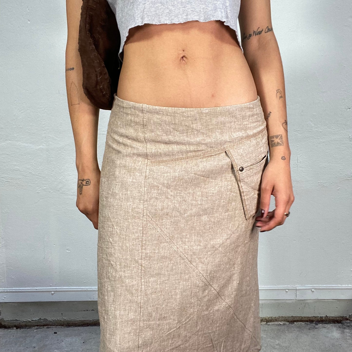 Vintage 2000's Hippie Brown Maxi Skirt with Layered Slit and Pocket Detail (M)