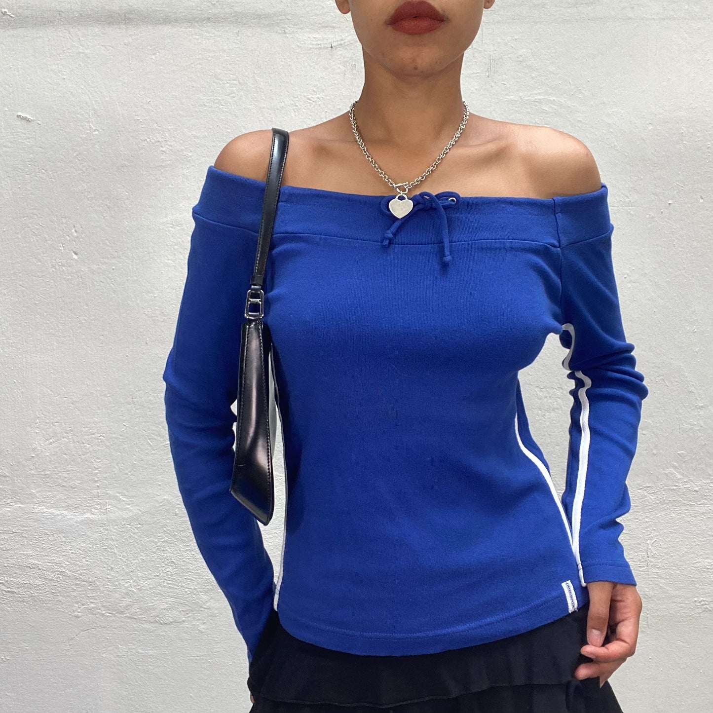 Vintage 90's Sporty Girl Blue Off Shoulder Longsleeve Top with White Stripes on the Side (M)