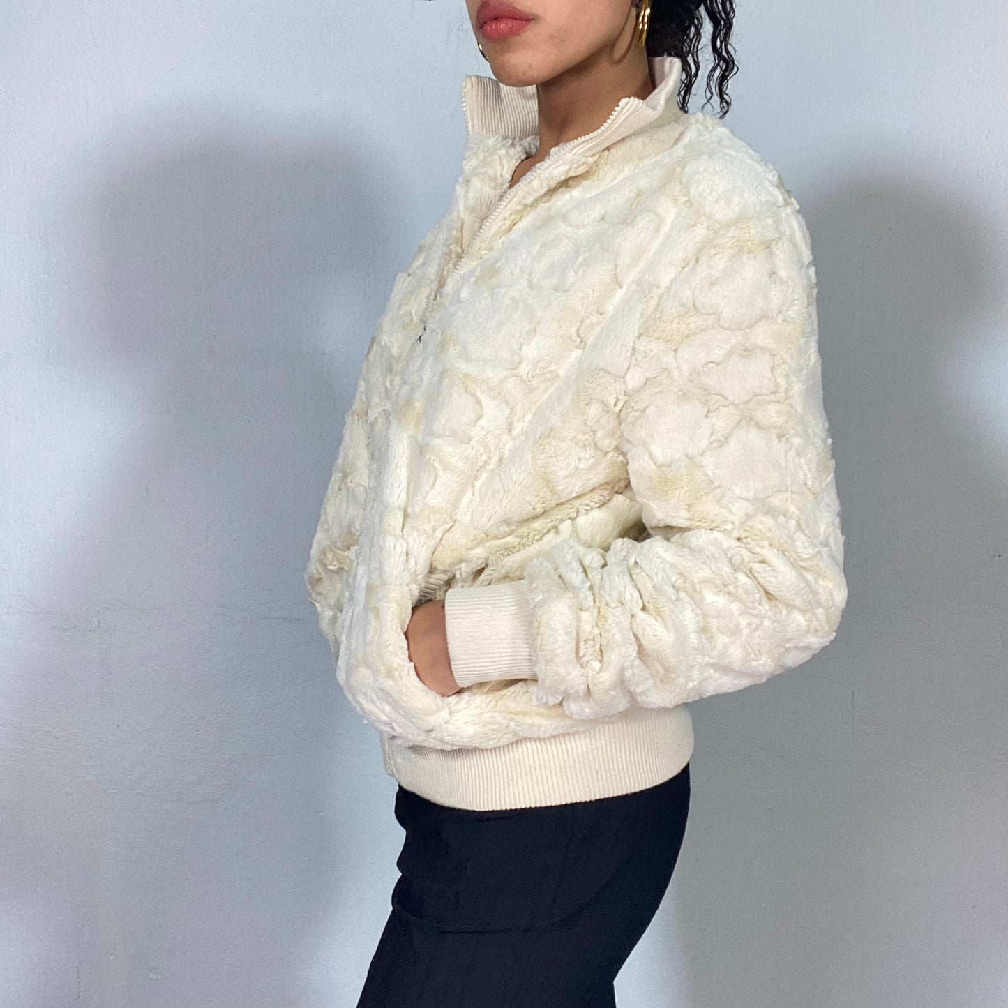 Vintage 90's Downtown Girl Off-White Soft Fluffy Bomber Jacket (S/M)