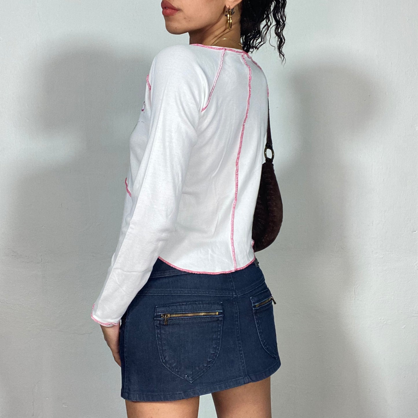 Vintage 90's Downtown Girl White Longsleeve Top with Pink Print and Split Crew Neck (M)