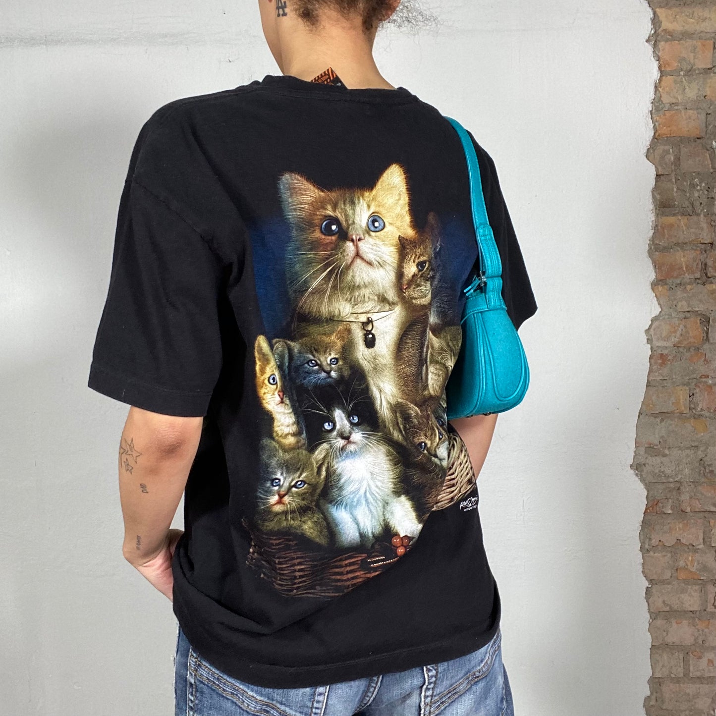 Vintage 90's Streetstyle Black Shirt with Kitten Print (L)