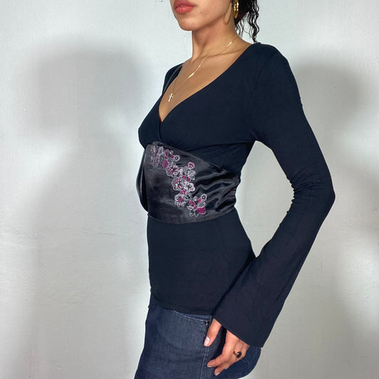 Vintage 2000's Romantic Black V-Neck Longsleeve Top with Black Satin Waist Part and Floral Embroidery (S)