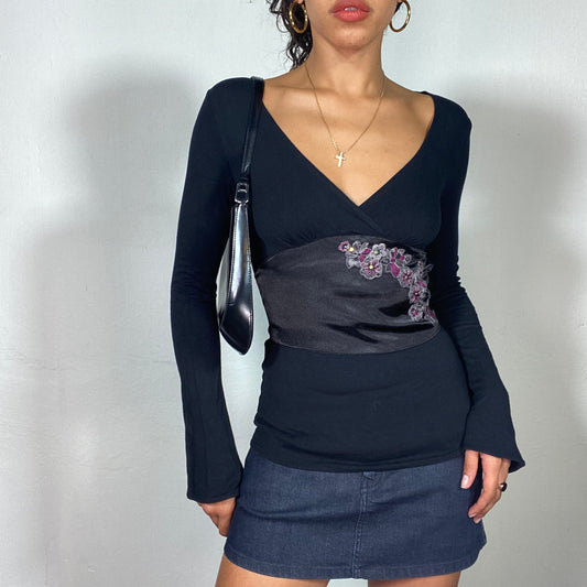 Vintage 2000's Romantic Black V-Neck Longsleeve Top with Black Satin Waist Part and Floral Embroidery (S)