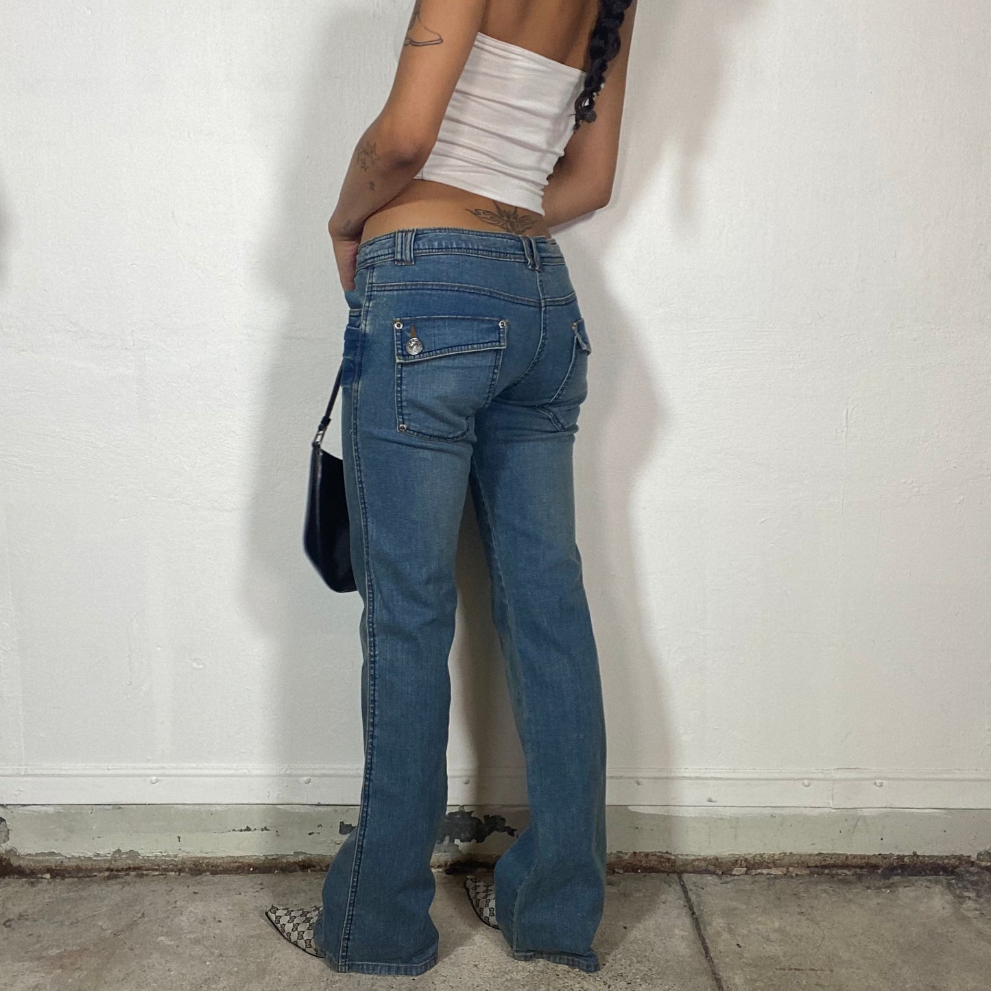 Vintage 2000's Downtown Girl Dark Denim Straight Fit Jeans with Ombré Hips Detail (M)