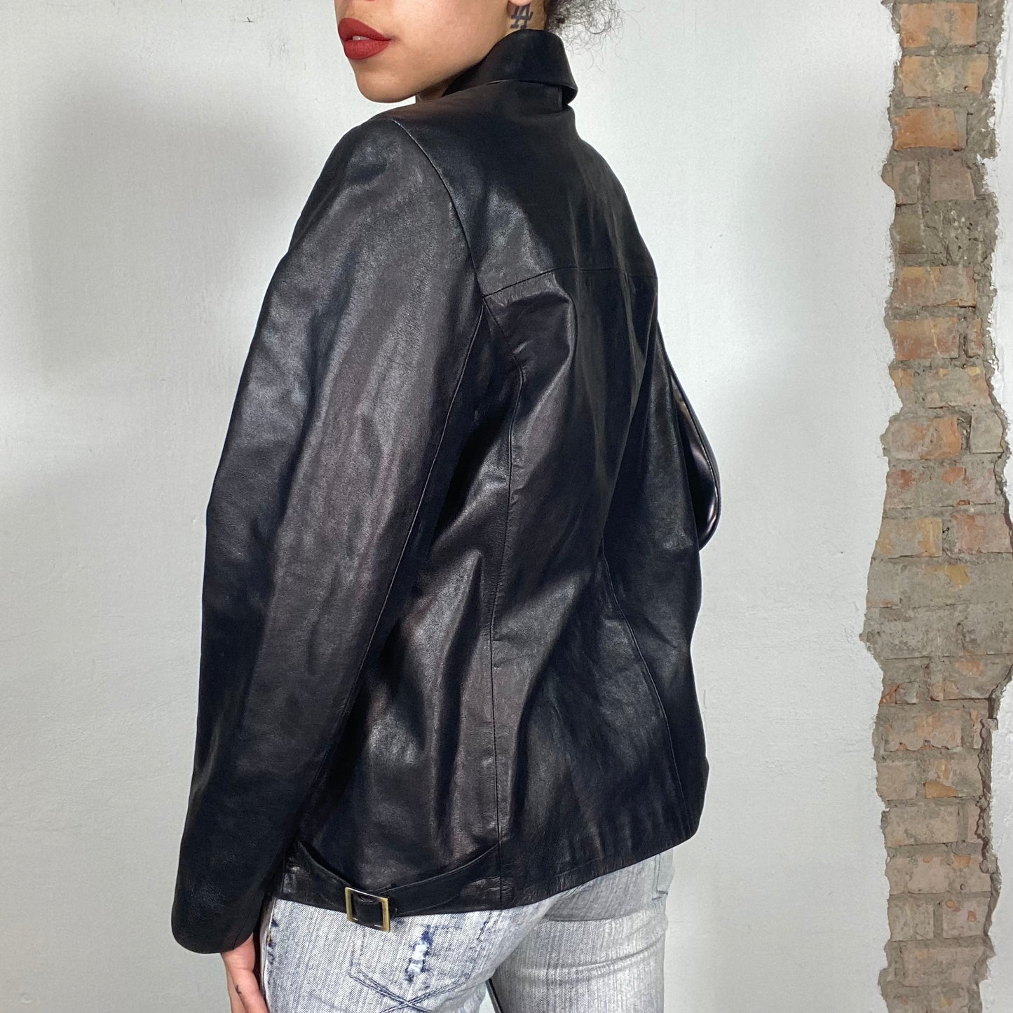 Vintage 90's Classic Black Leather Blazer with Hidden Button Row (M/L)