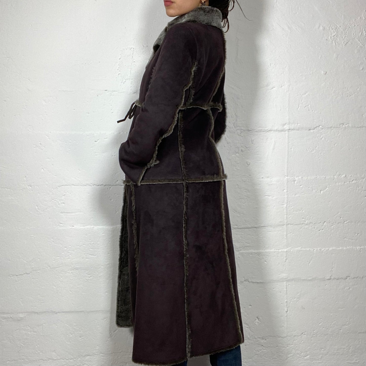 Vintage 2000's Phoebe Buffay Brown Long Coat with Faux Fur Trims (S)